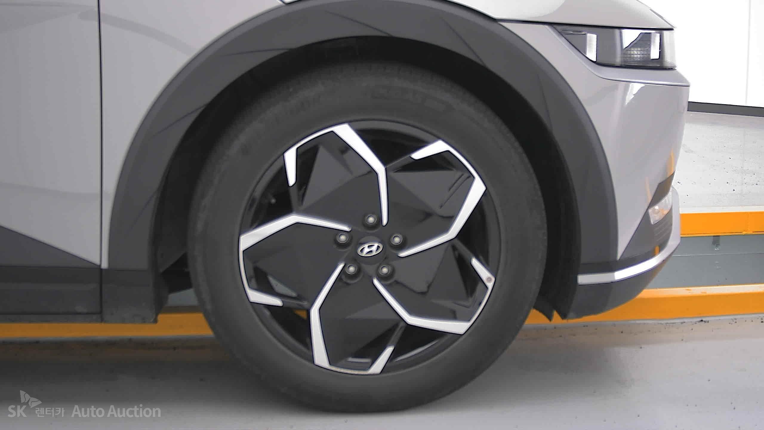 2022 - hyundai ioniq