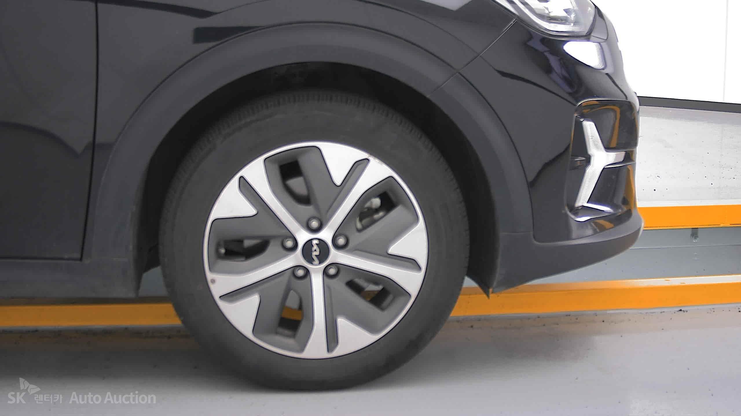 2023 - kia niro