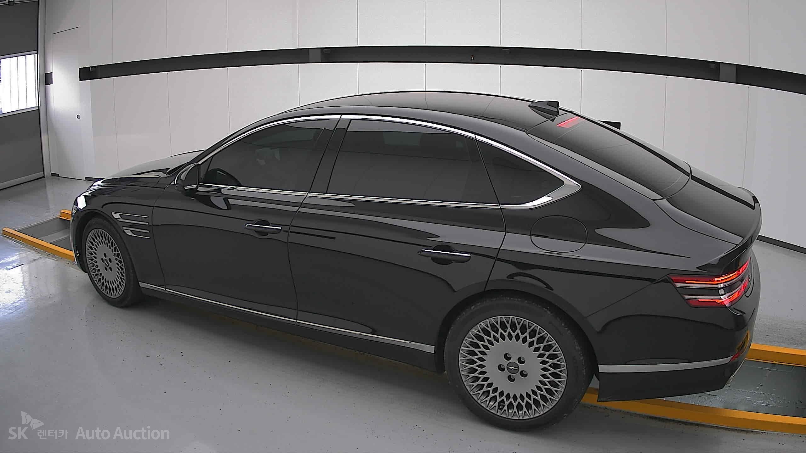 2022 - genesis g80