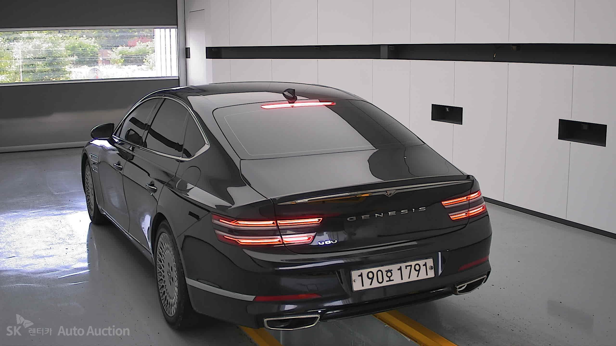 2022 - genesis g80