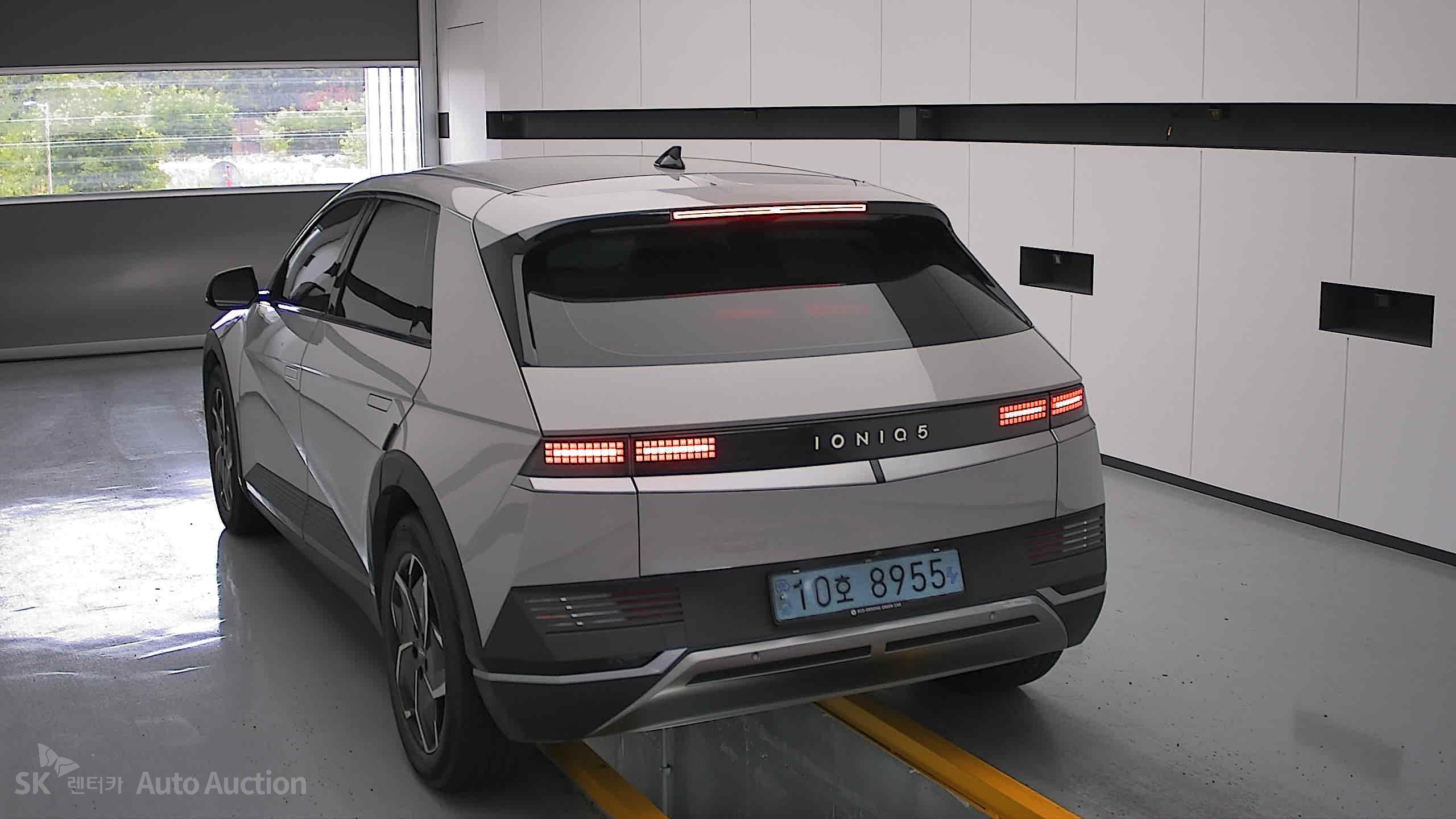 2022 - hyundai ioniq