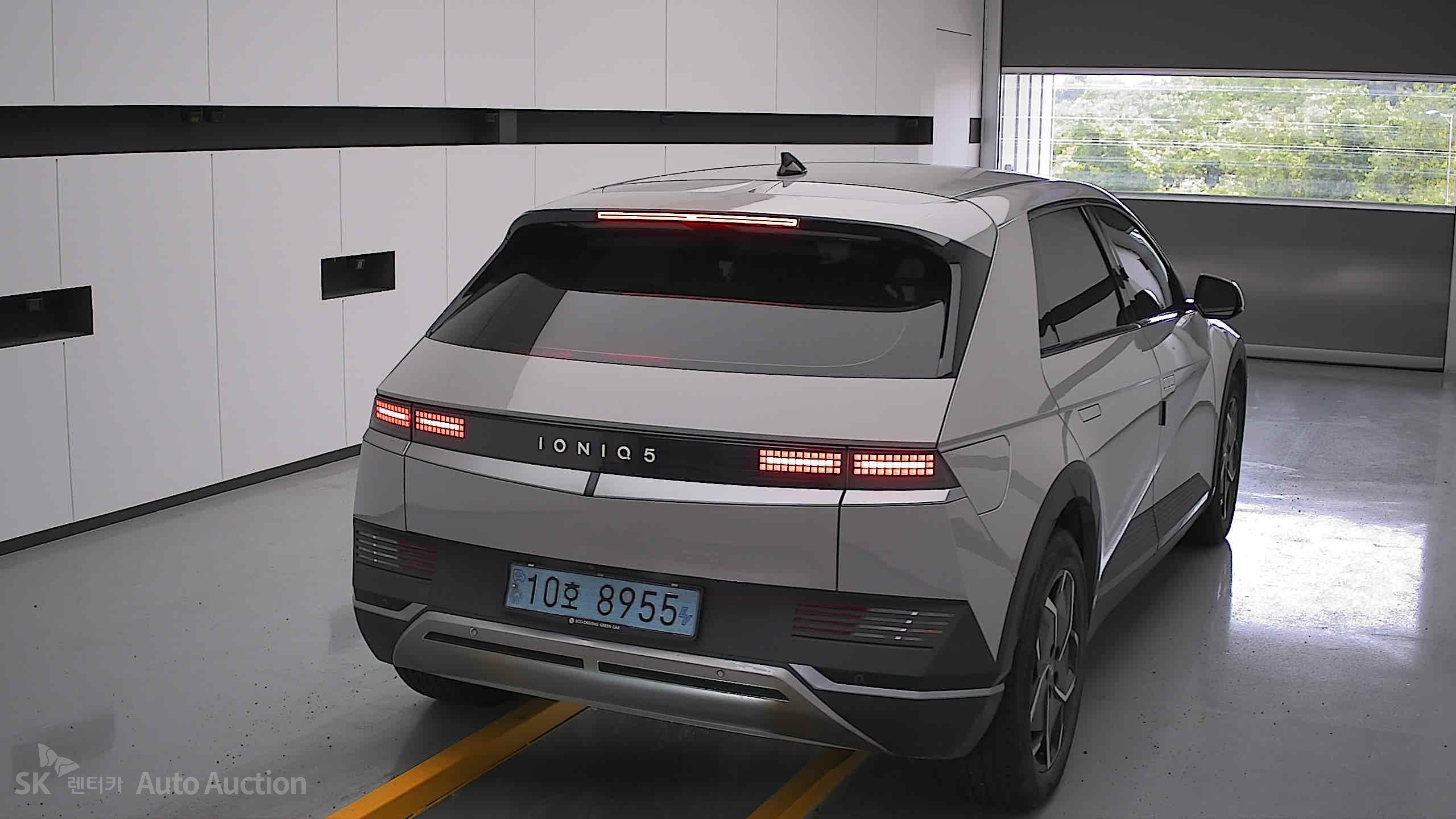 2022 - hyundai ioniq