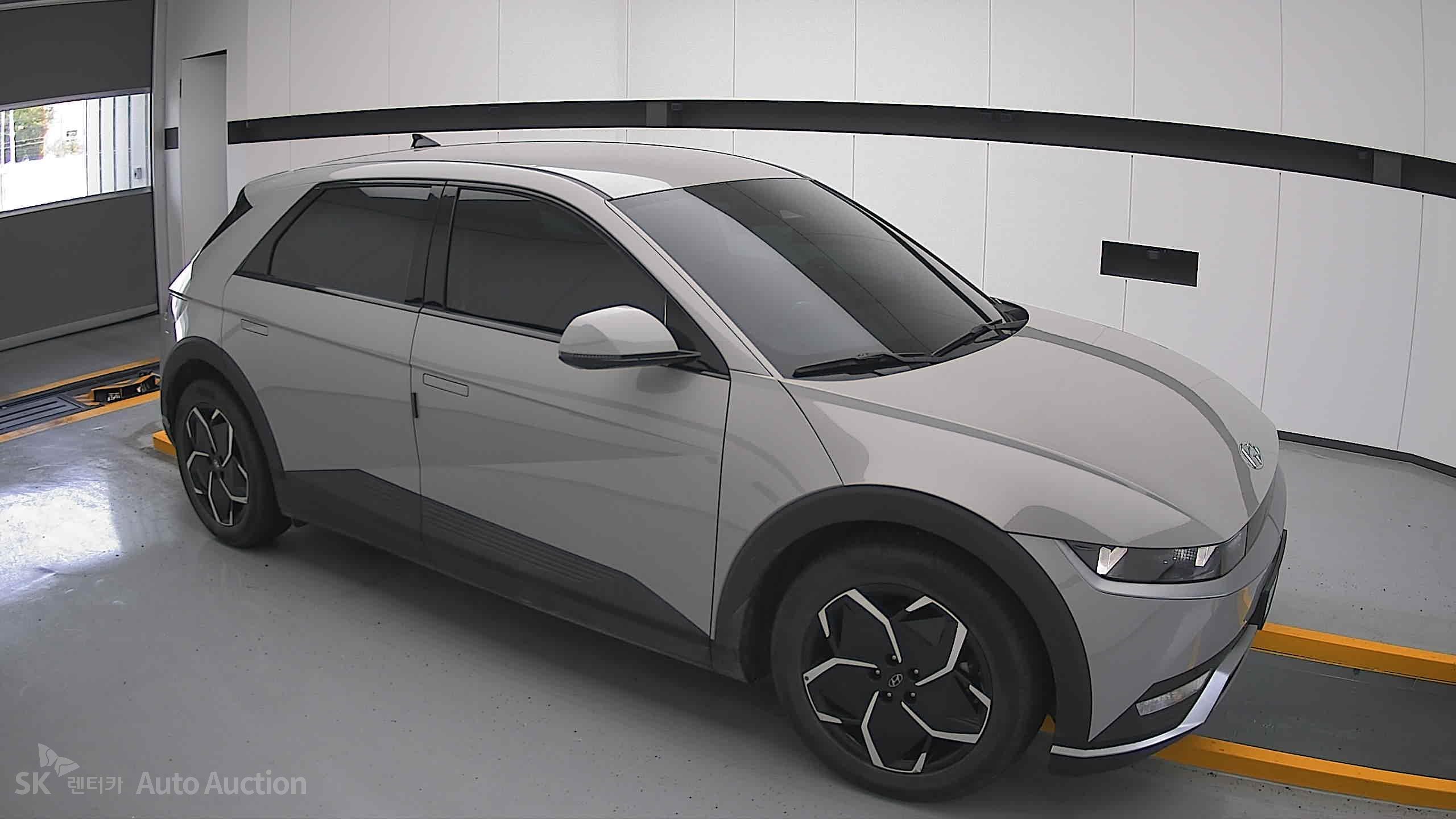 2022 - hyundai ioniq