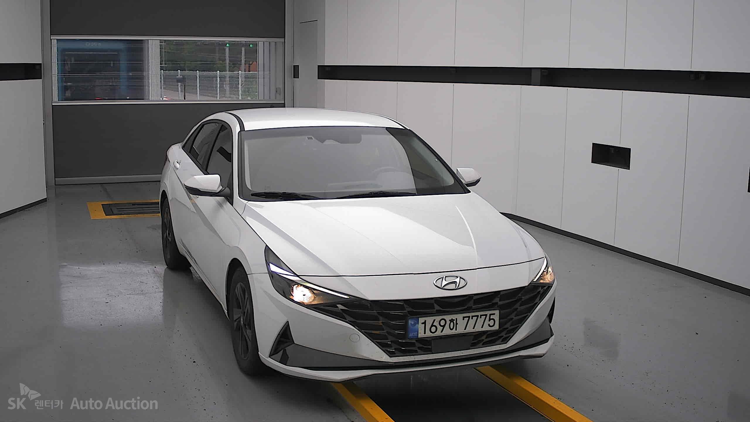 2023 - hyundai avante