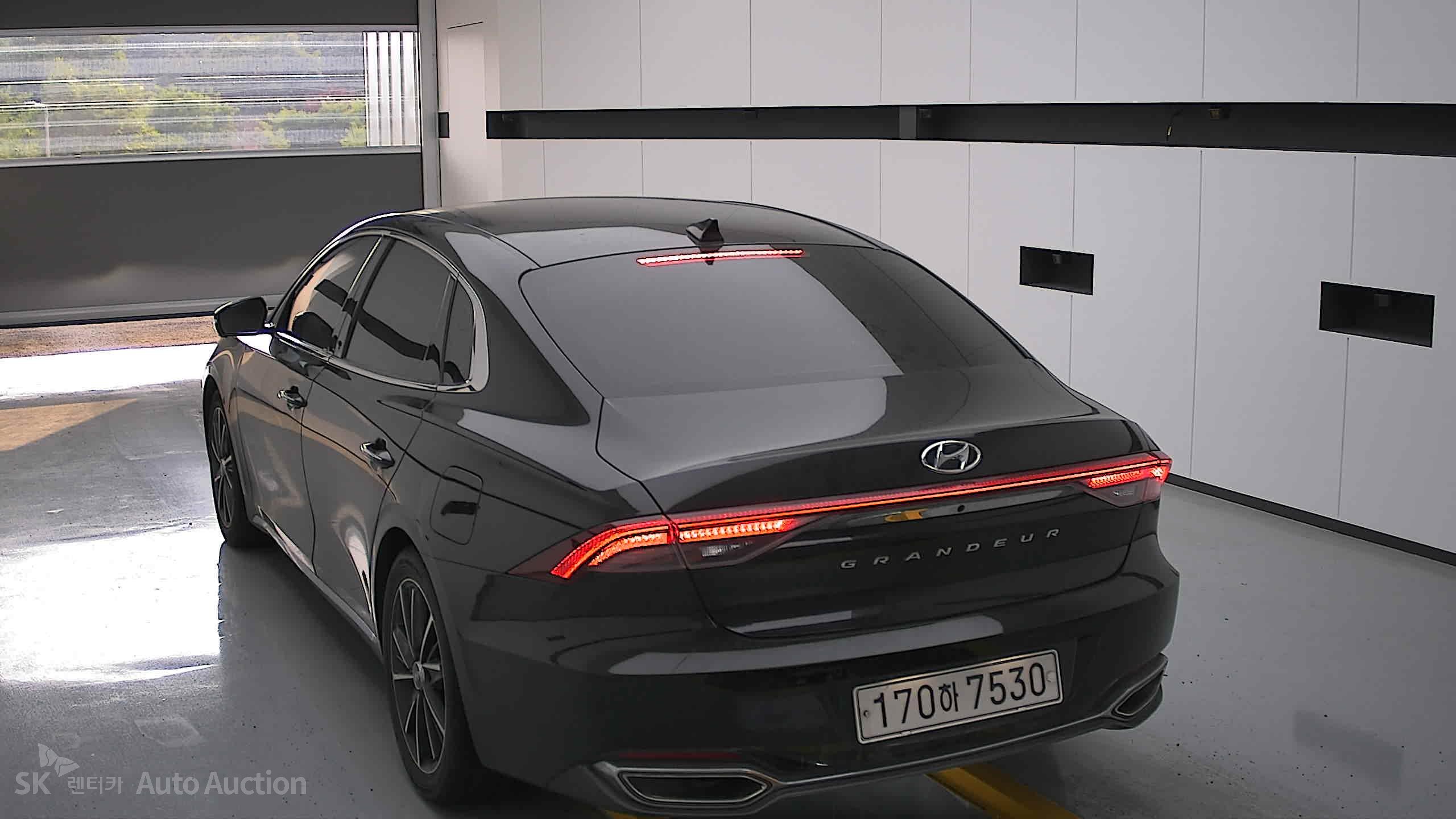 2022 - hyundai grandeur
