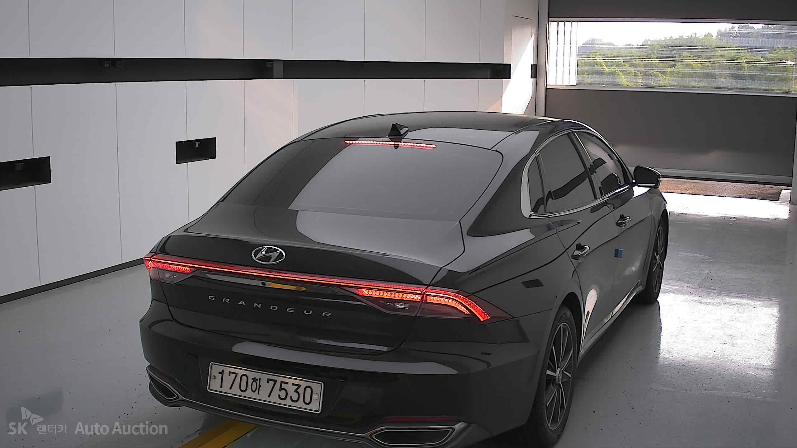 2022 - hyundai grandeur