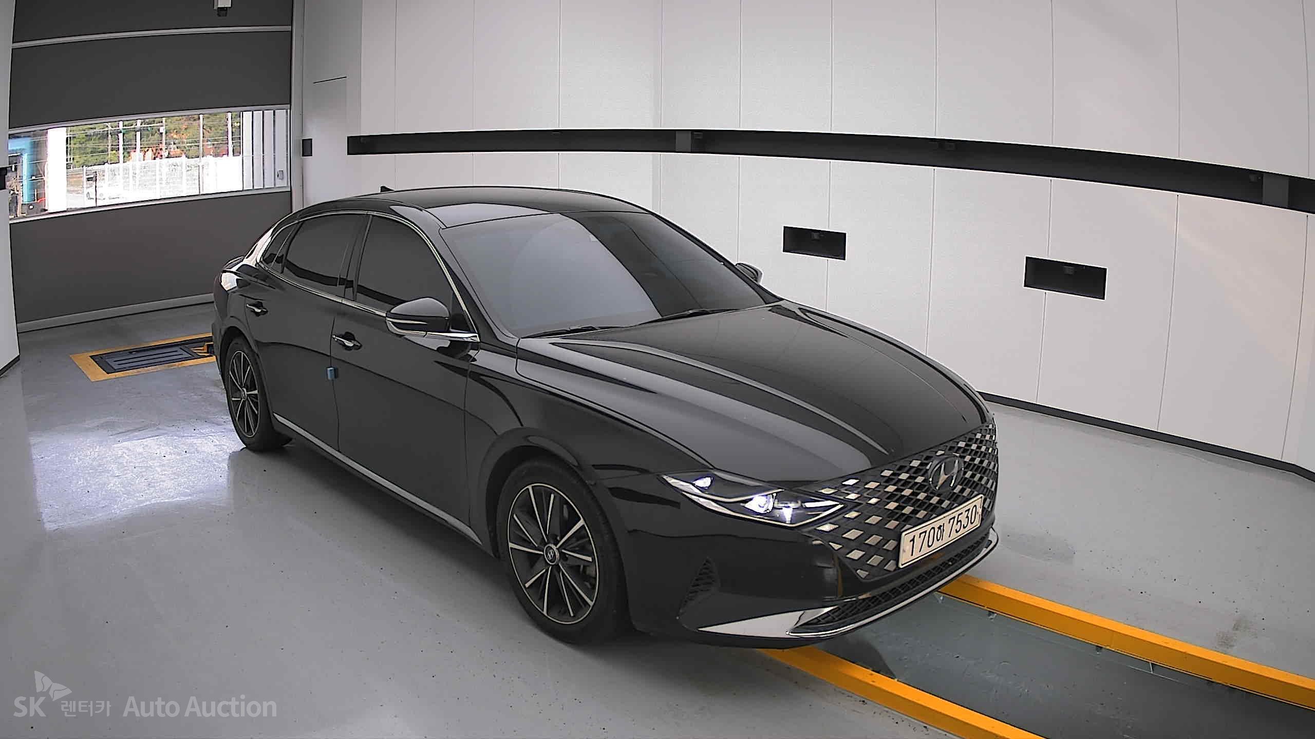 2022 - hyundai grandeur