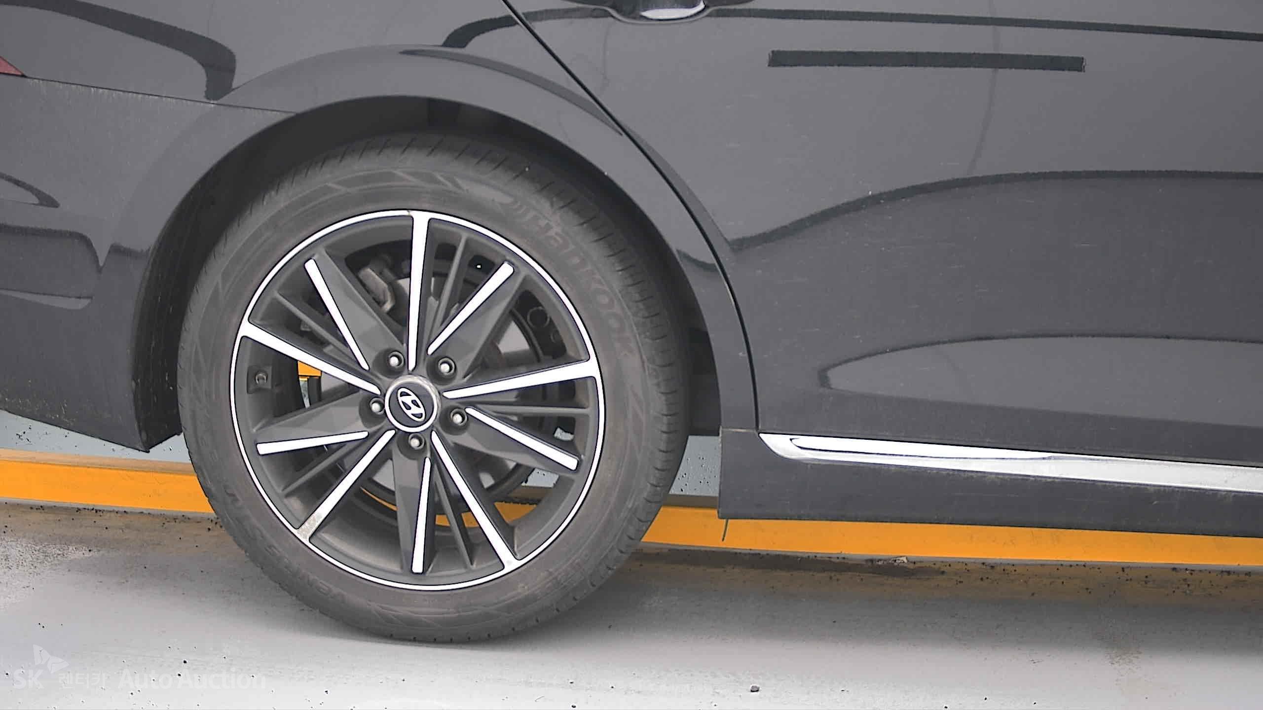 2022 - hyundai grandeur