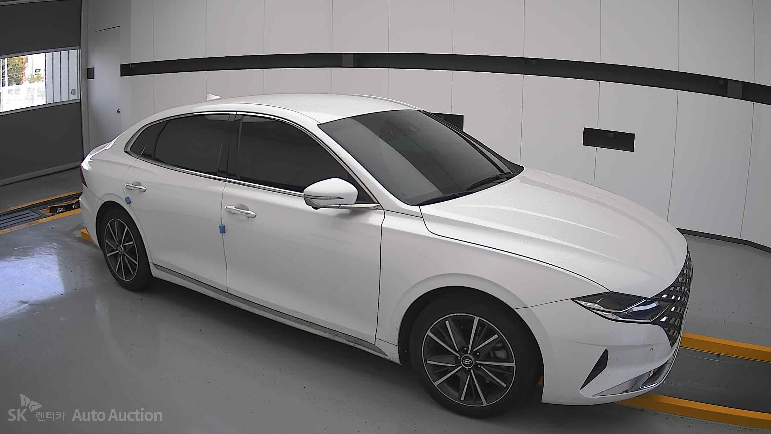 2022 - hyundai grandeur