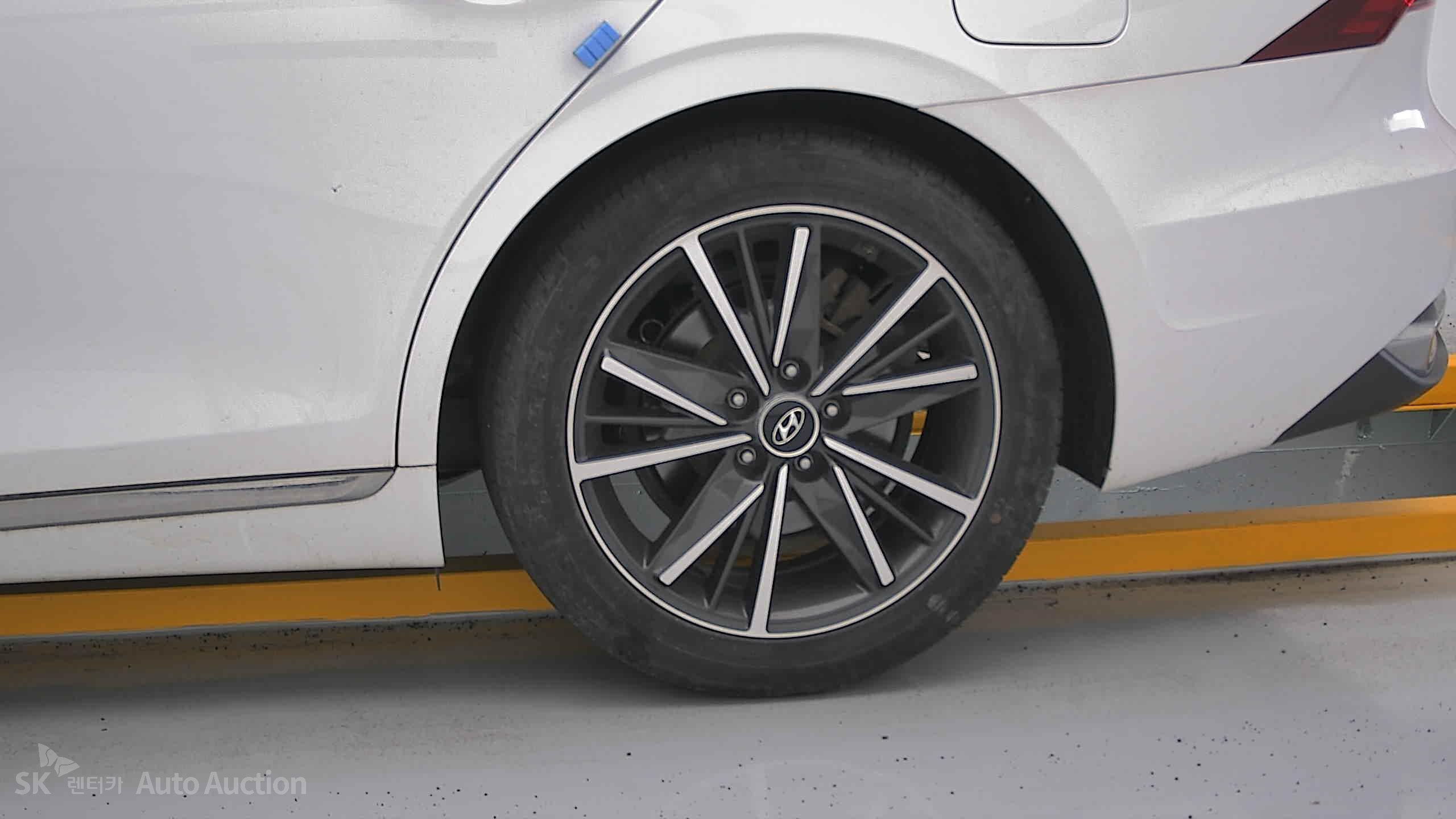 2022 - hyundai grandeur