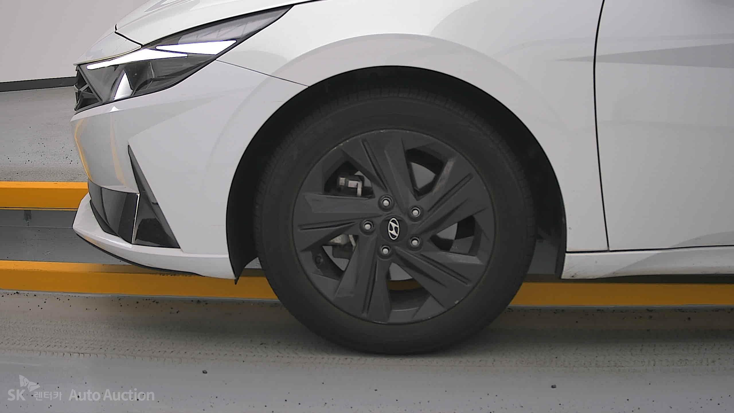 2023 - hyundai avante