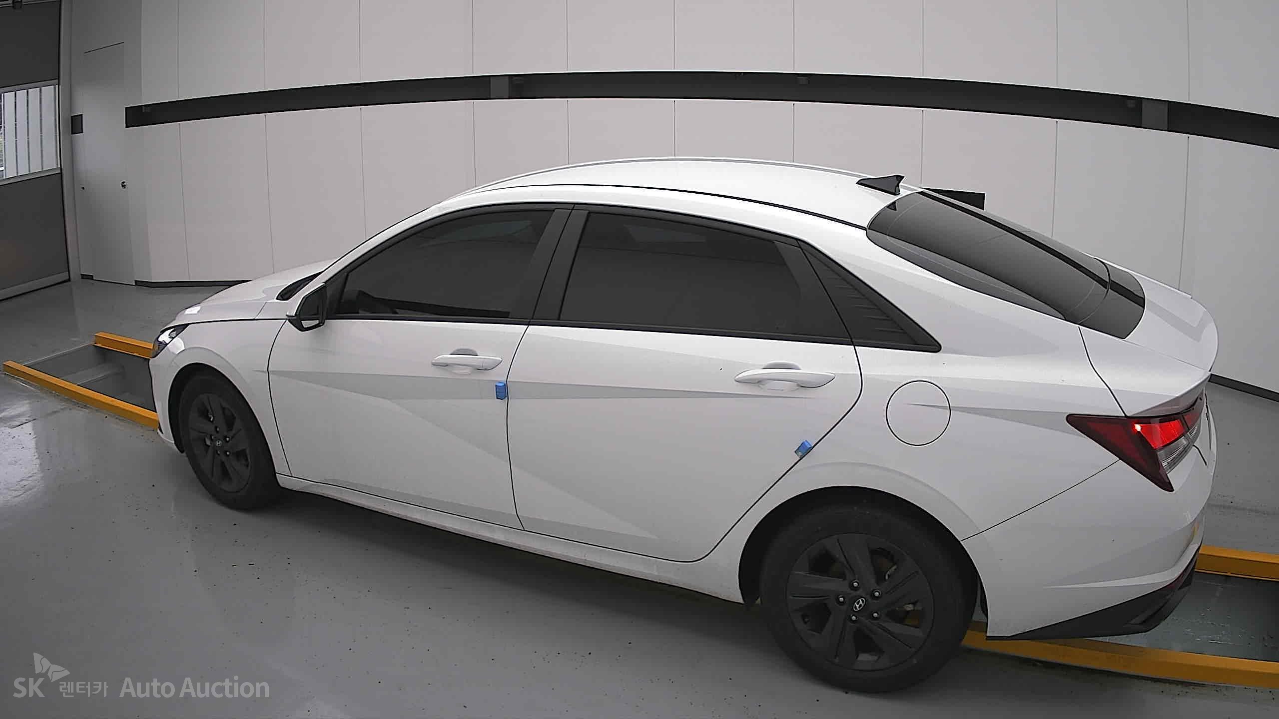 2023 - hyundai avante
