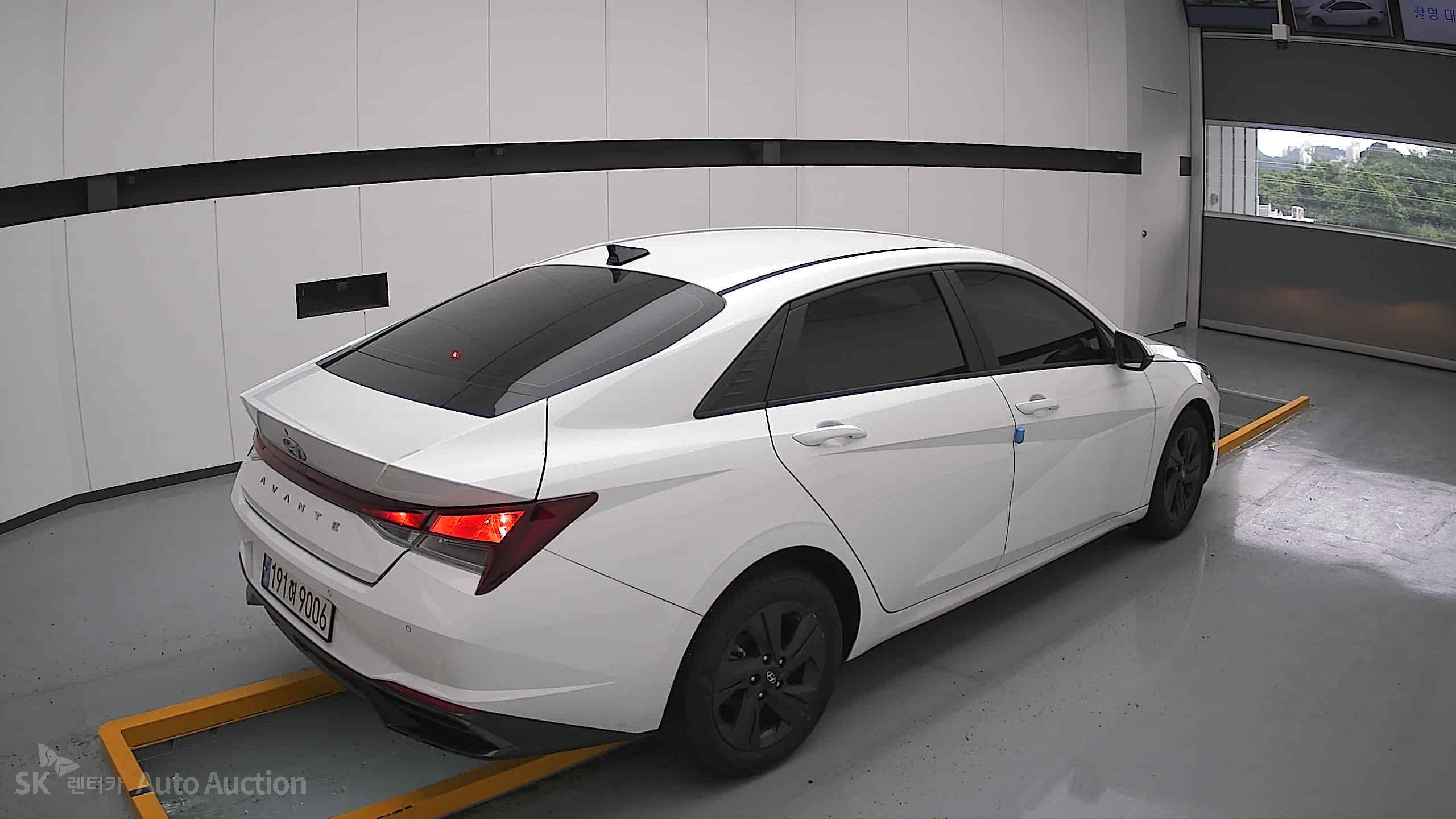2023 - hyundai avante