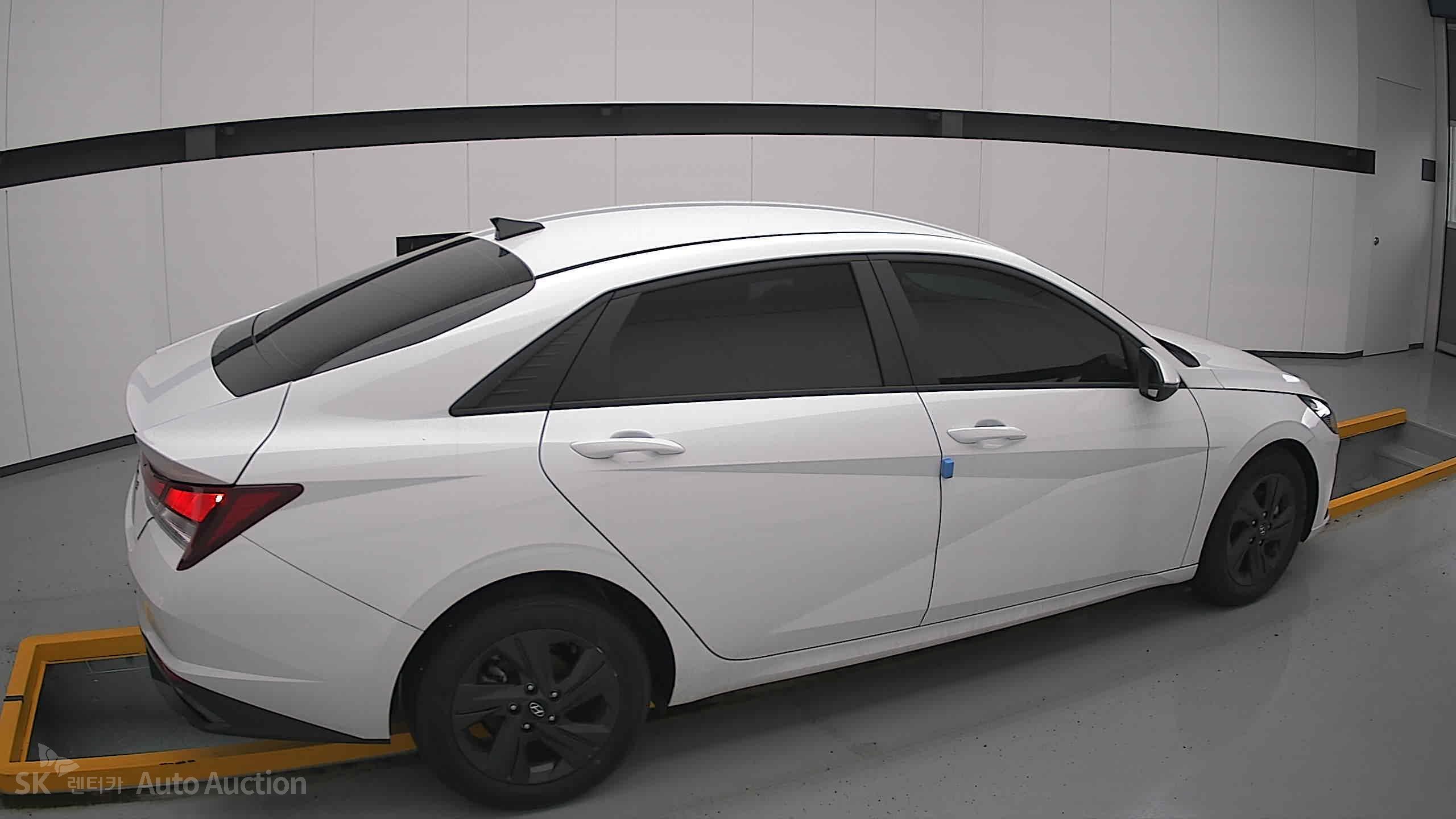 2023 - hyundai avante