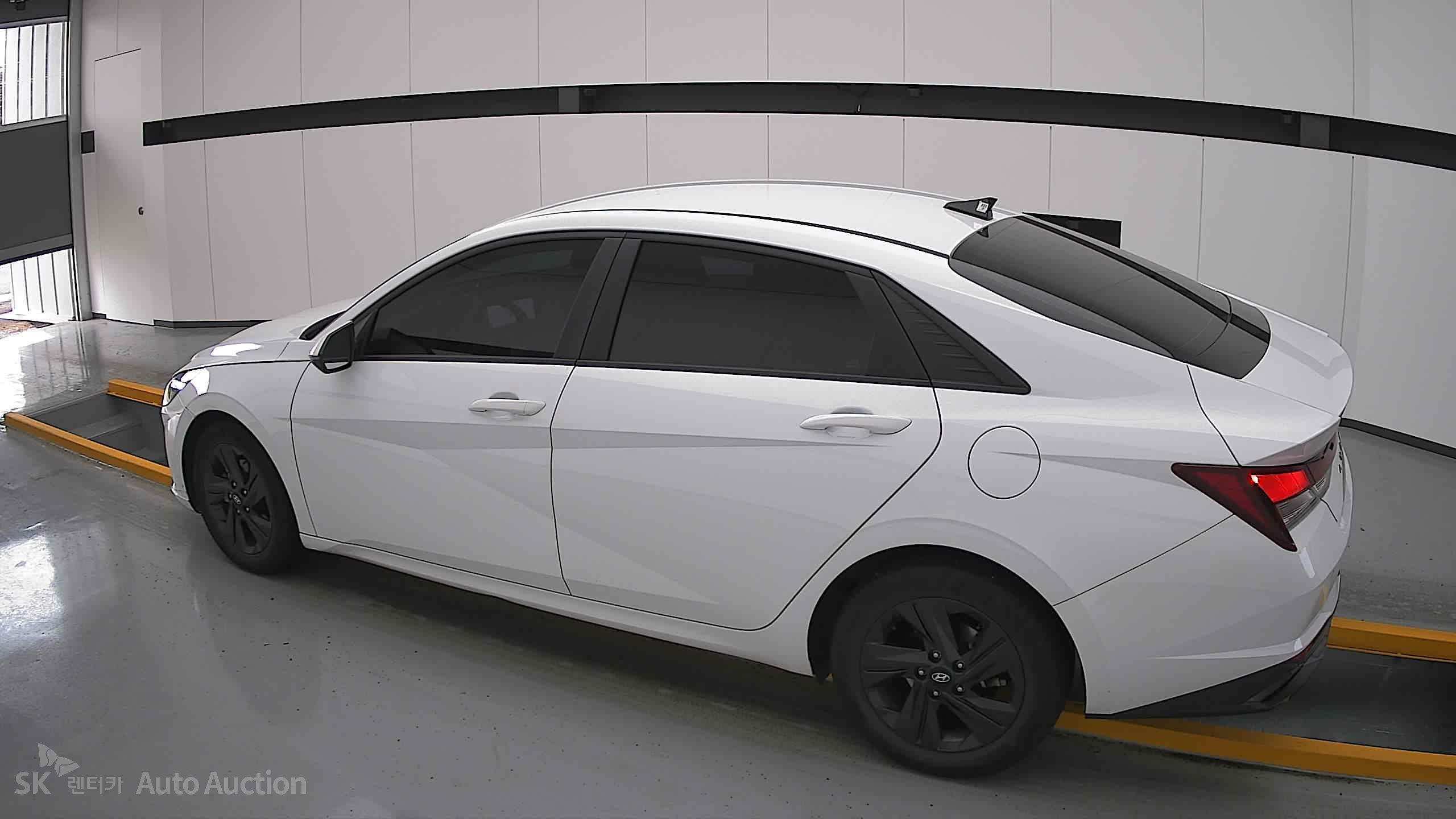 2023 - hyundai avante