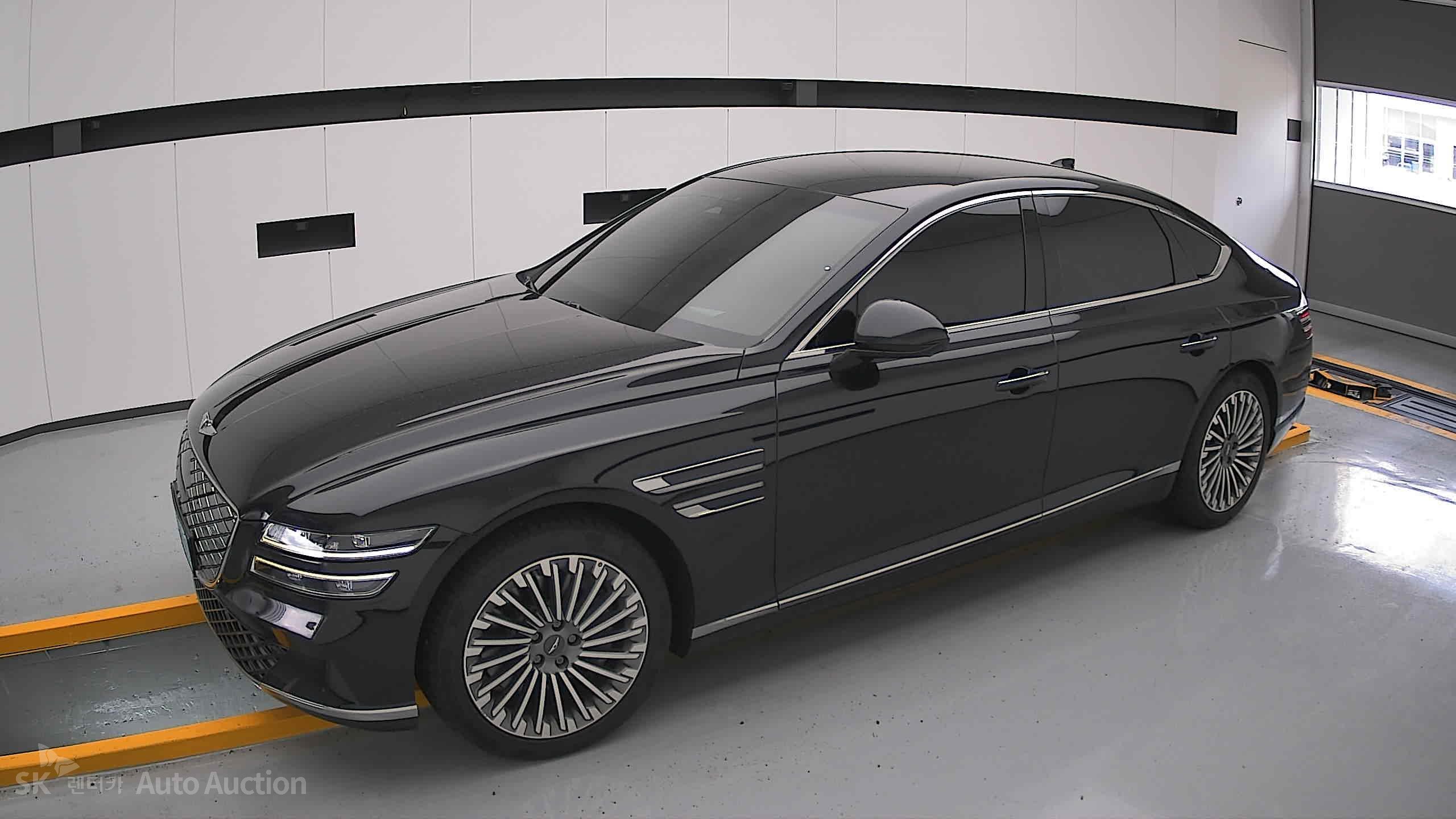 2022 - genesis eg80