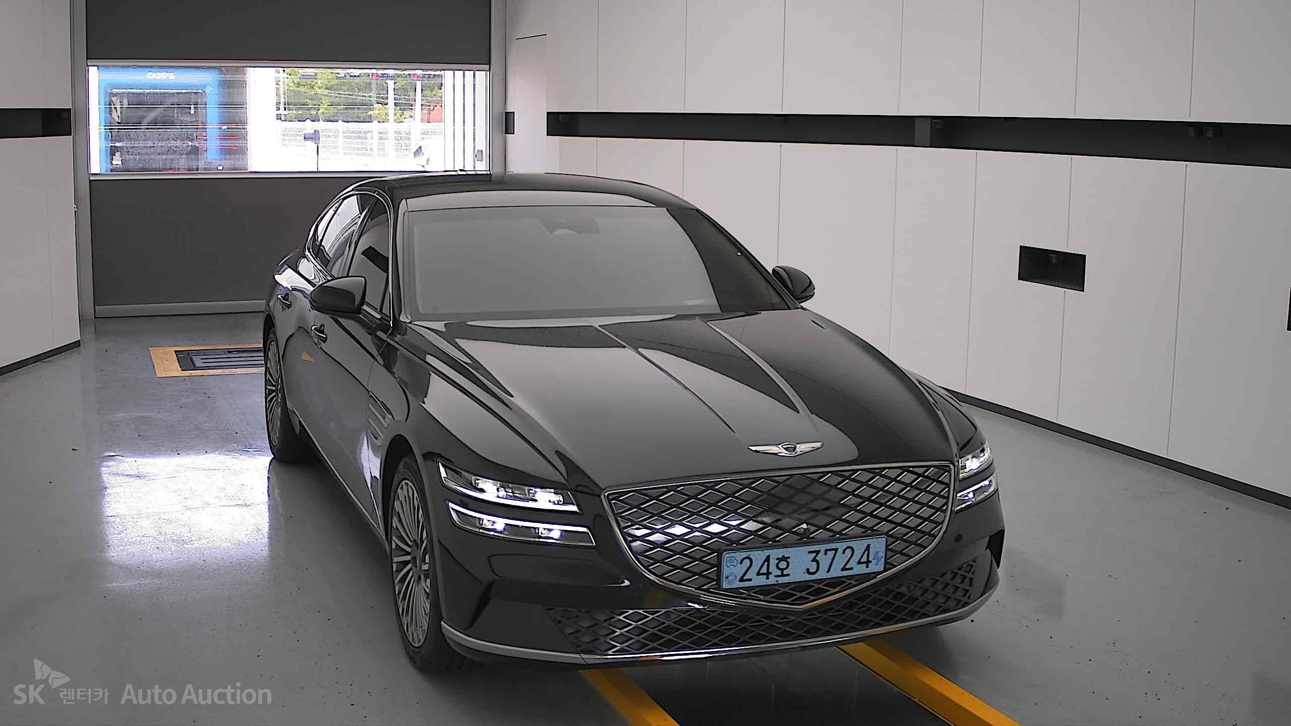 2022 - genesis eg80