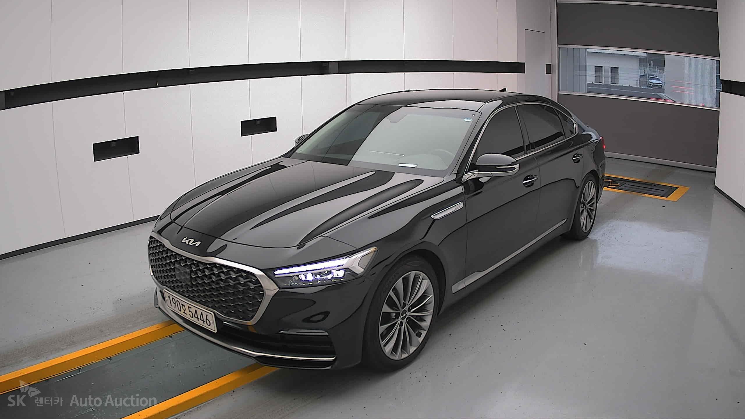 2022 - kia k9