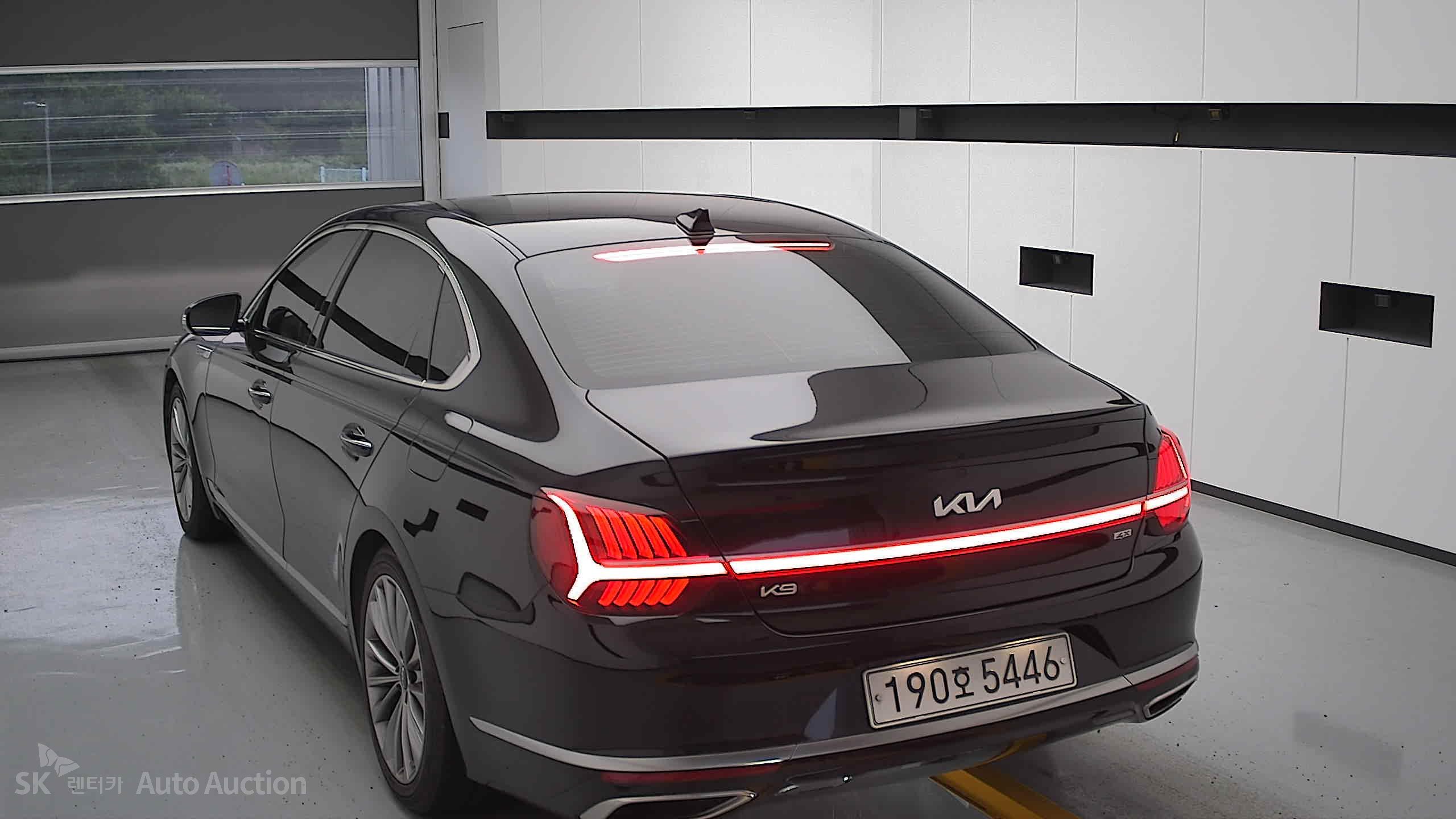 2022 - kia k9