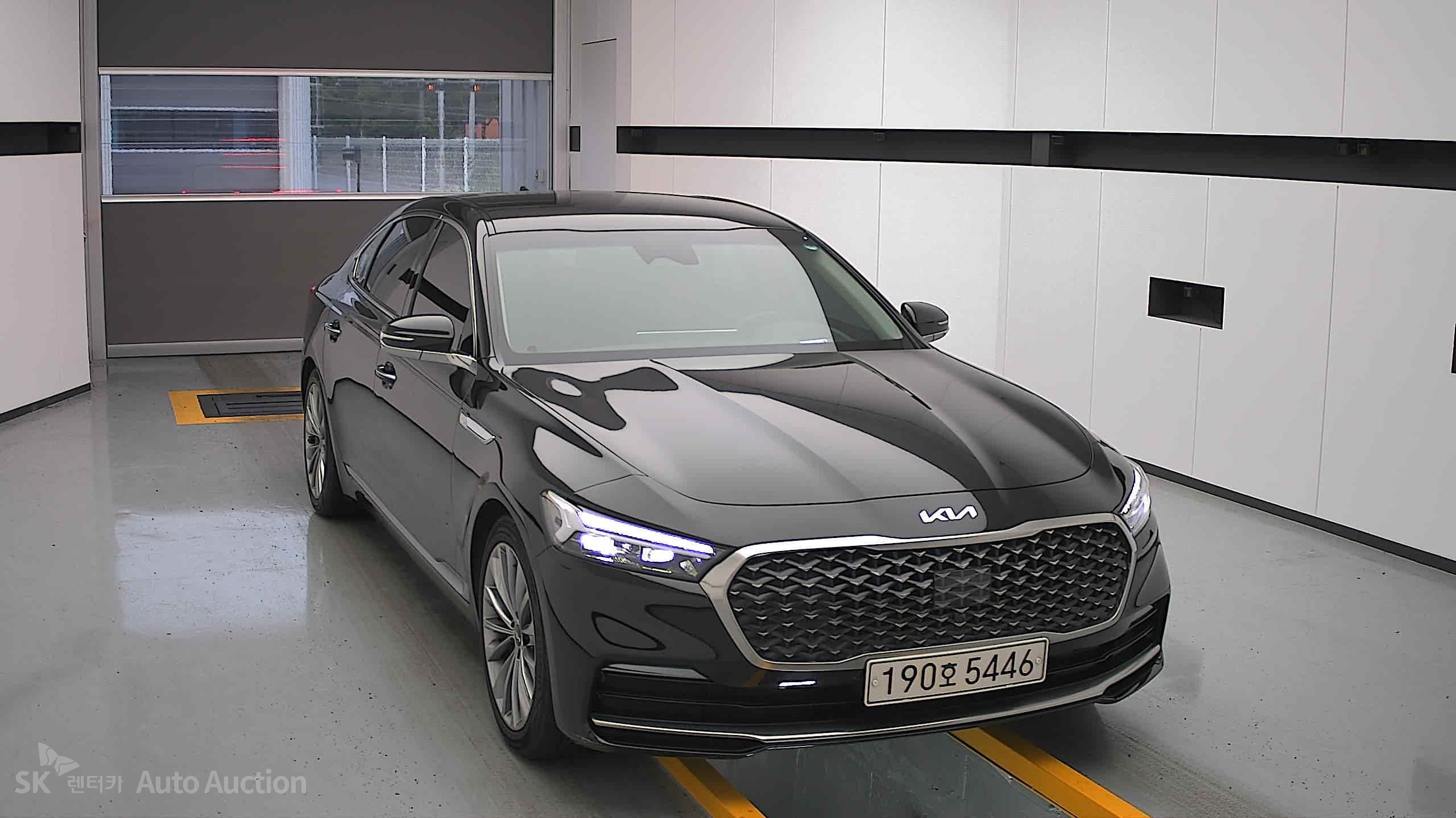 2022 - kia k9