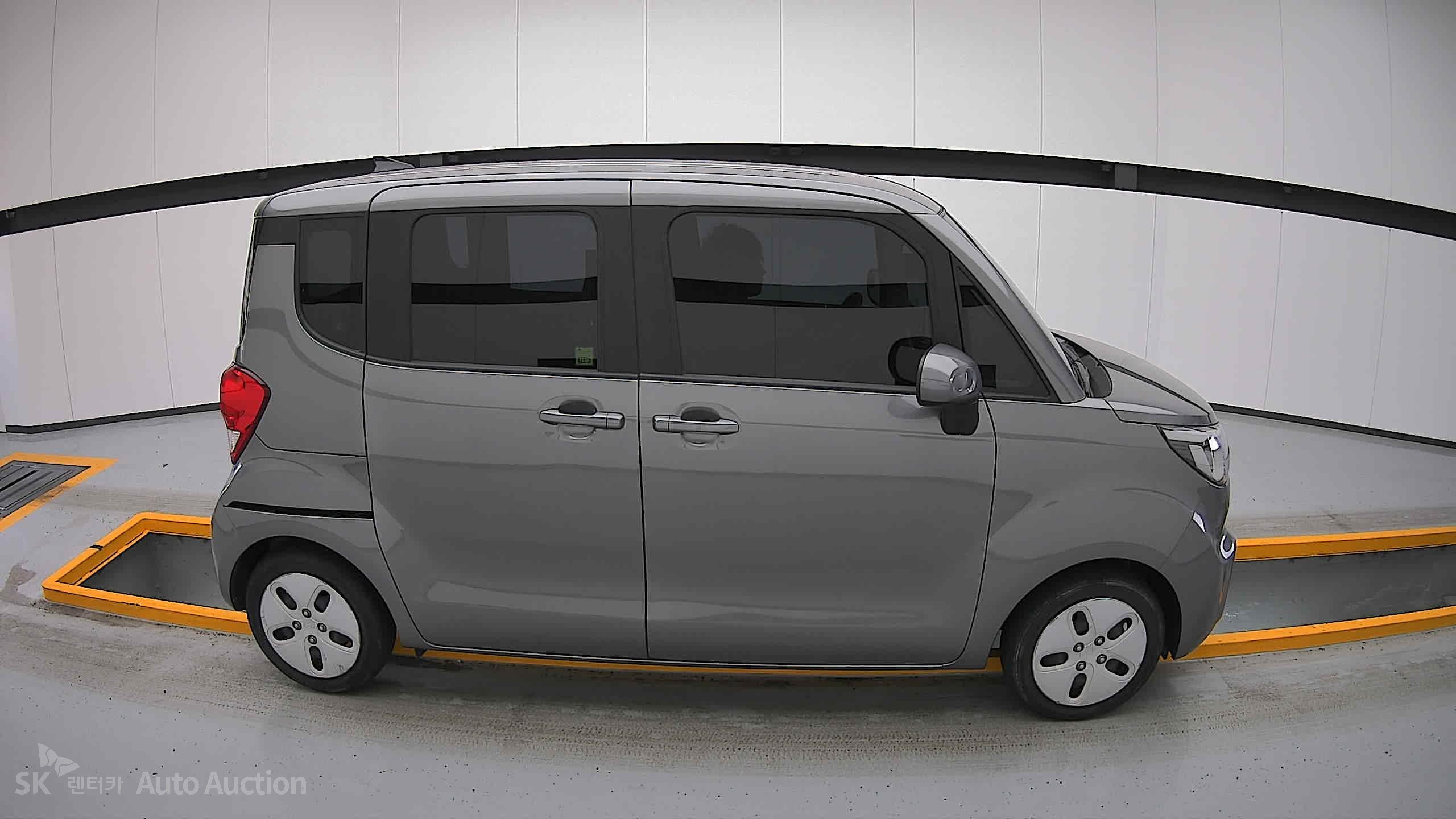 2022 - kia ray