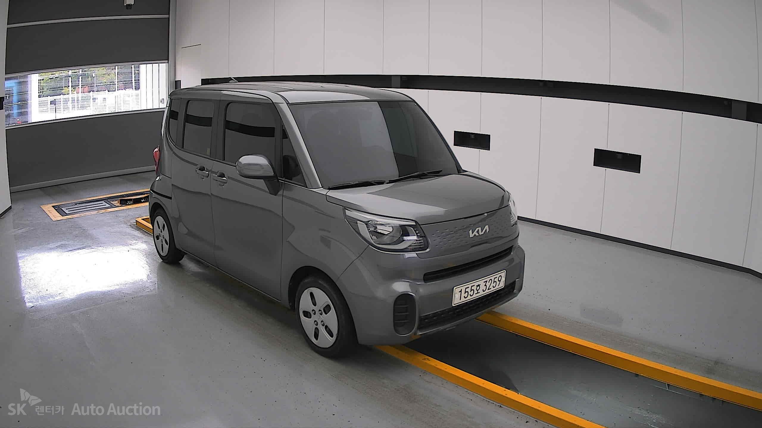 2022 - kia ray