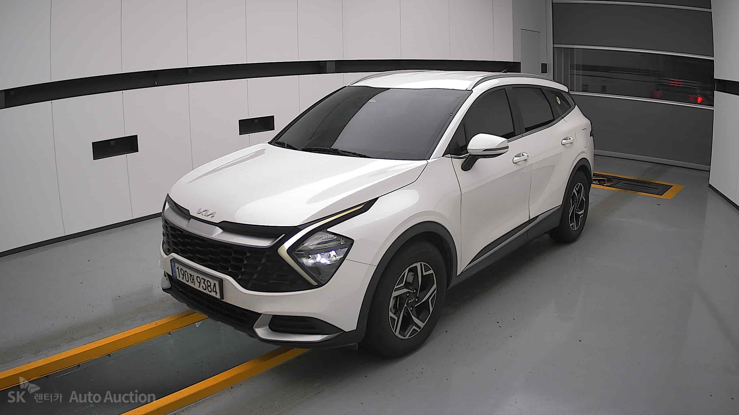 2023 - kia sportage