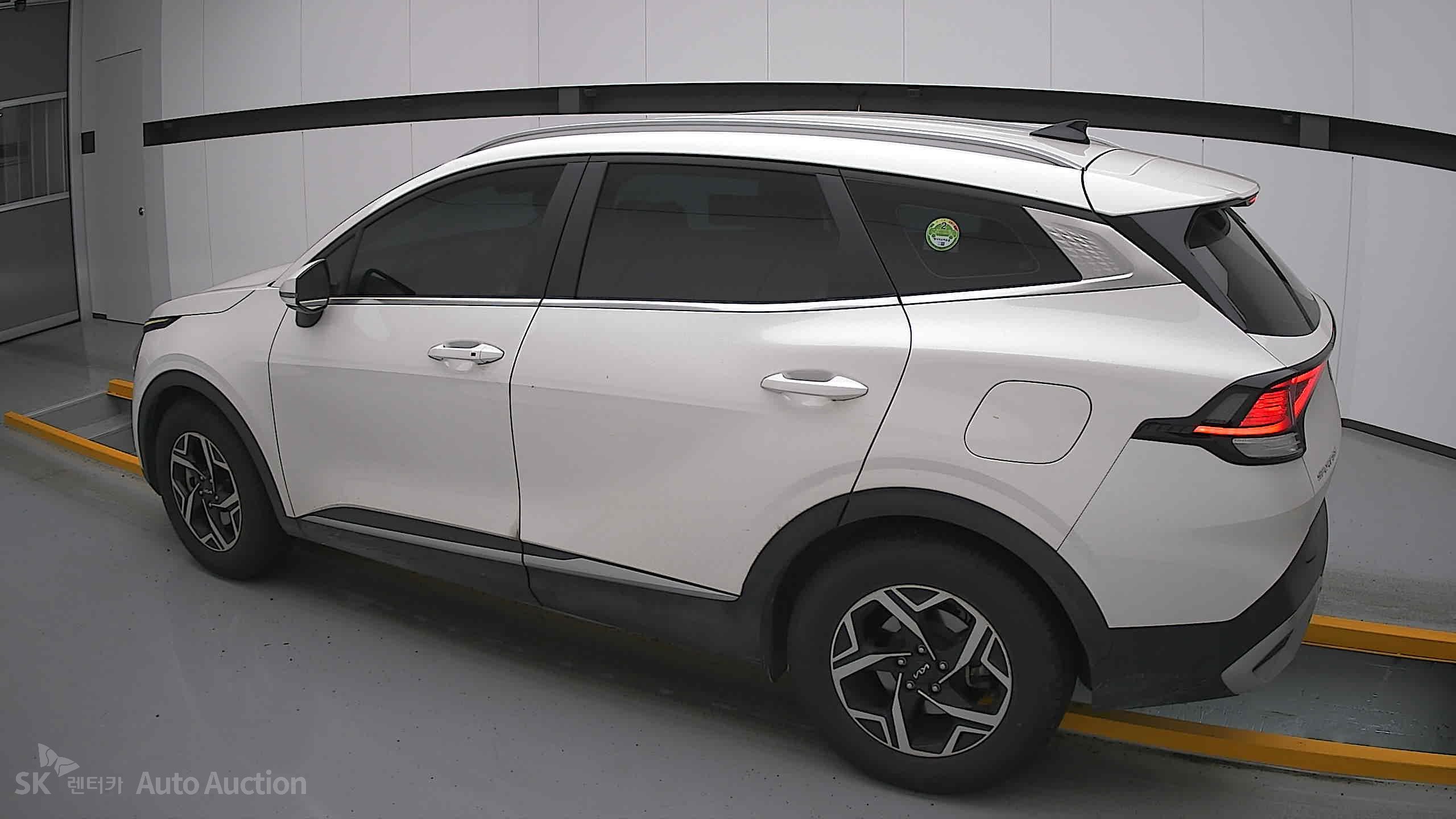 2023 - kia sportage