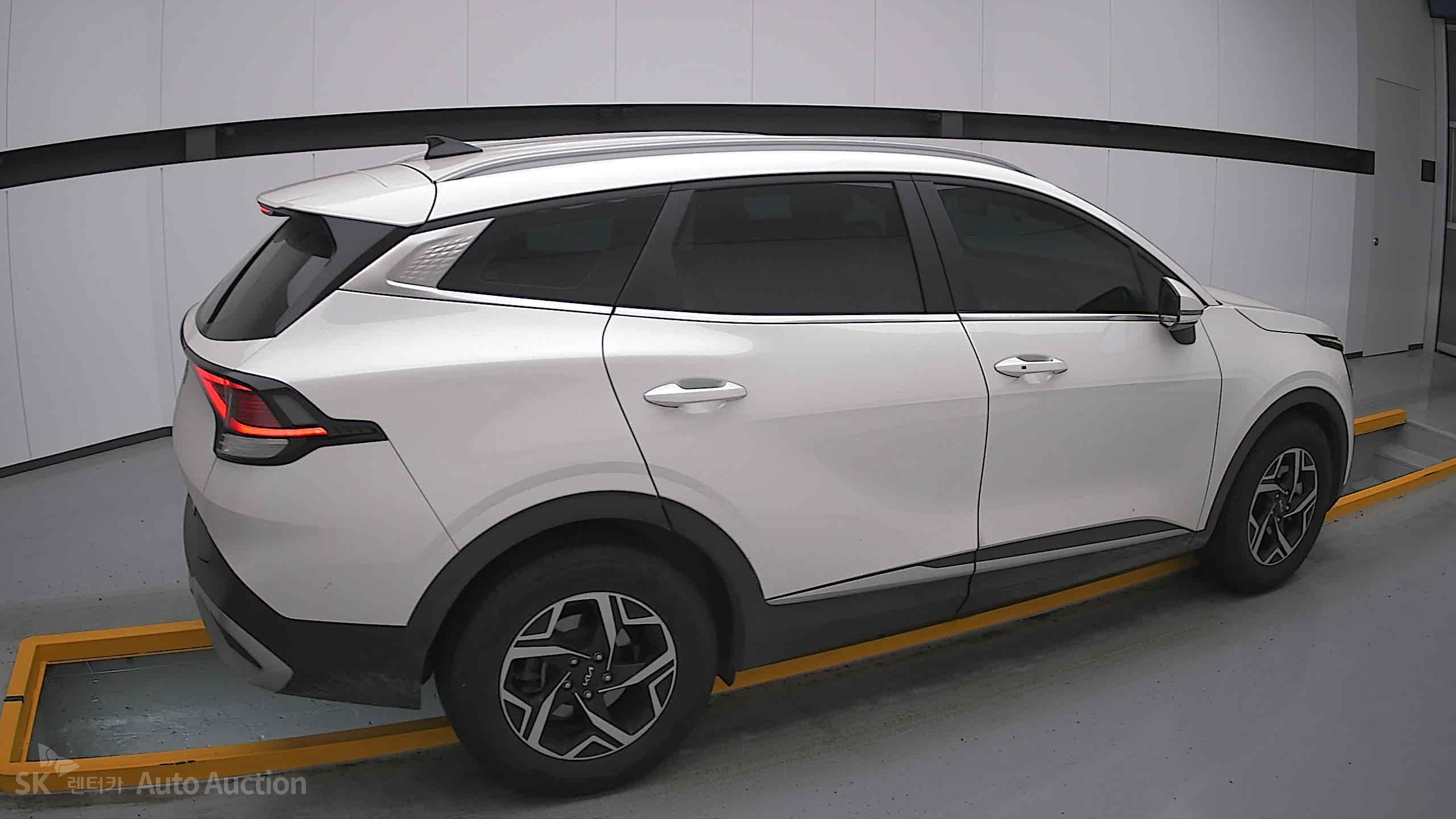 2023 - kia sportage