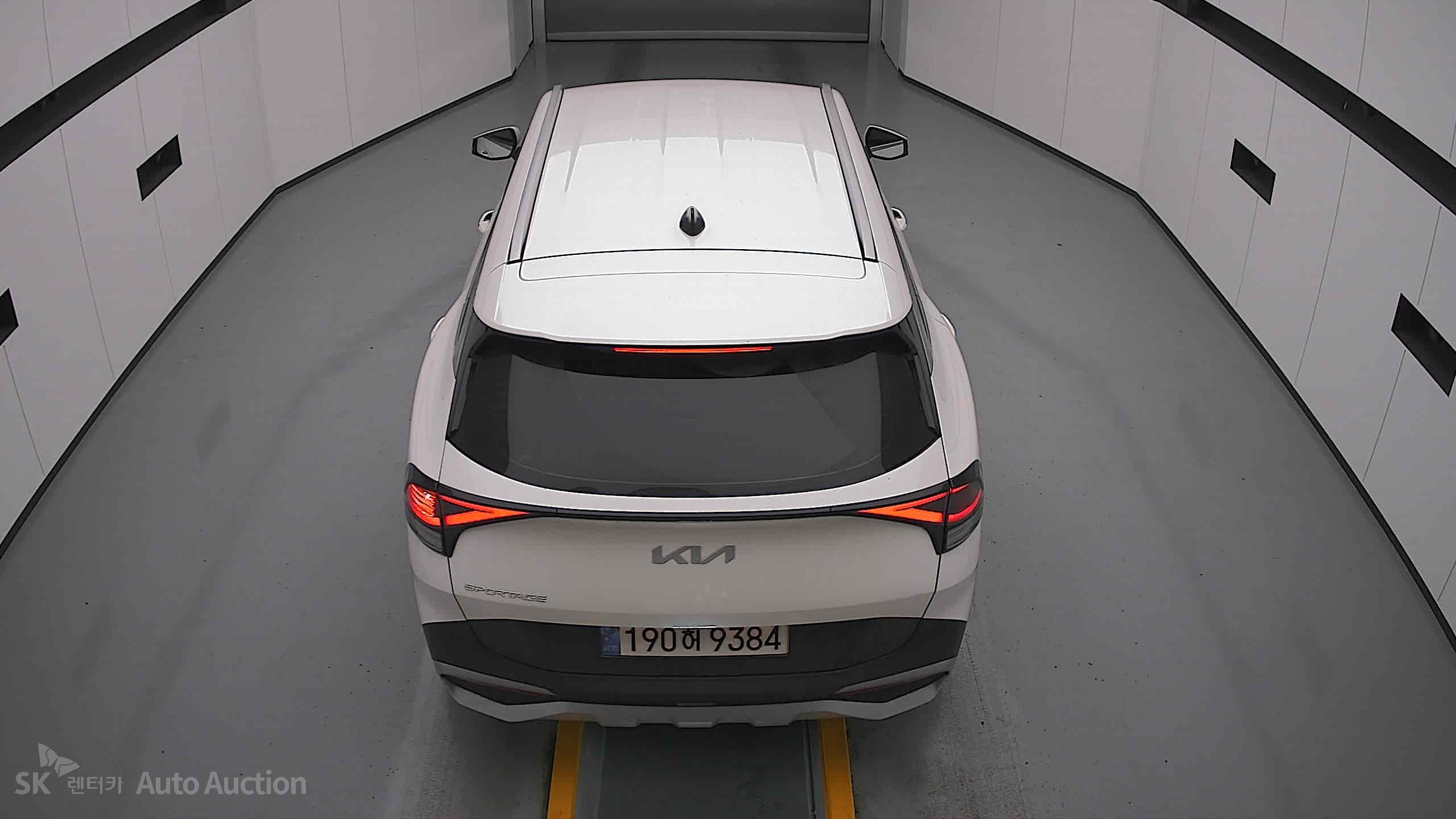 2023 - kia sportage