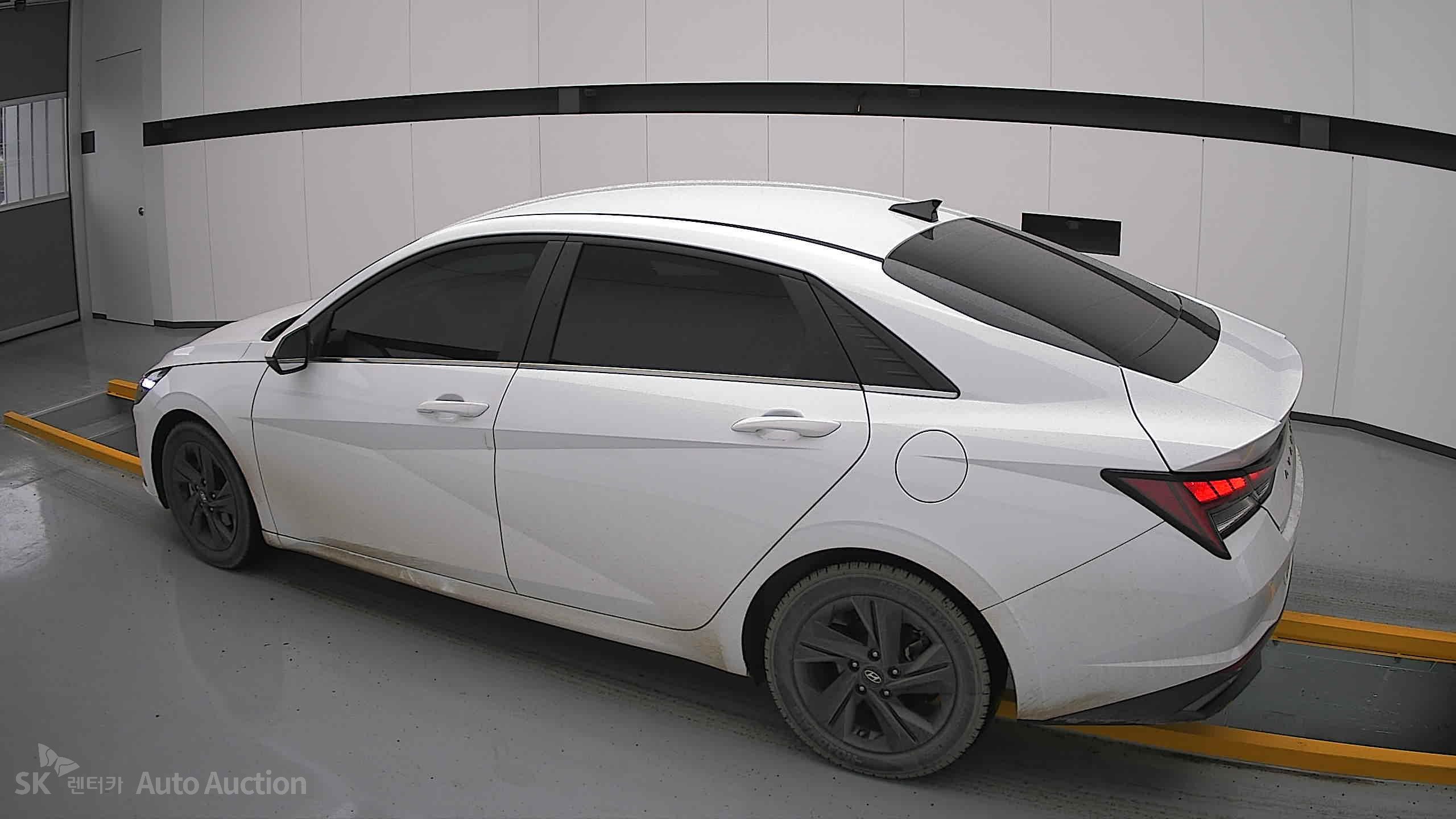 2022 - hyundai avante