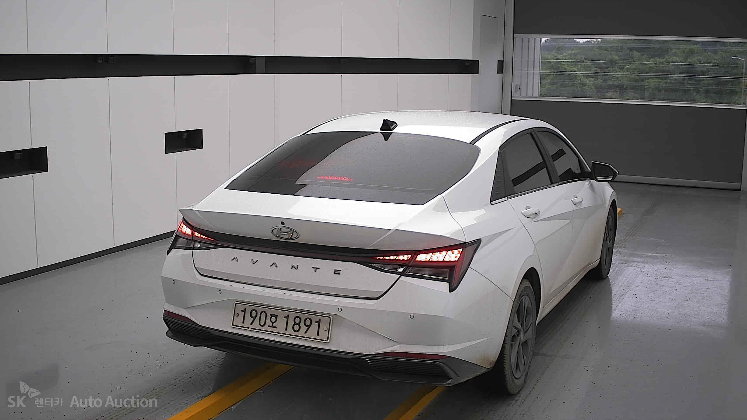 2022 - hyundai avante