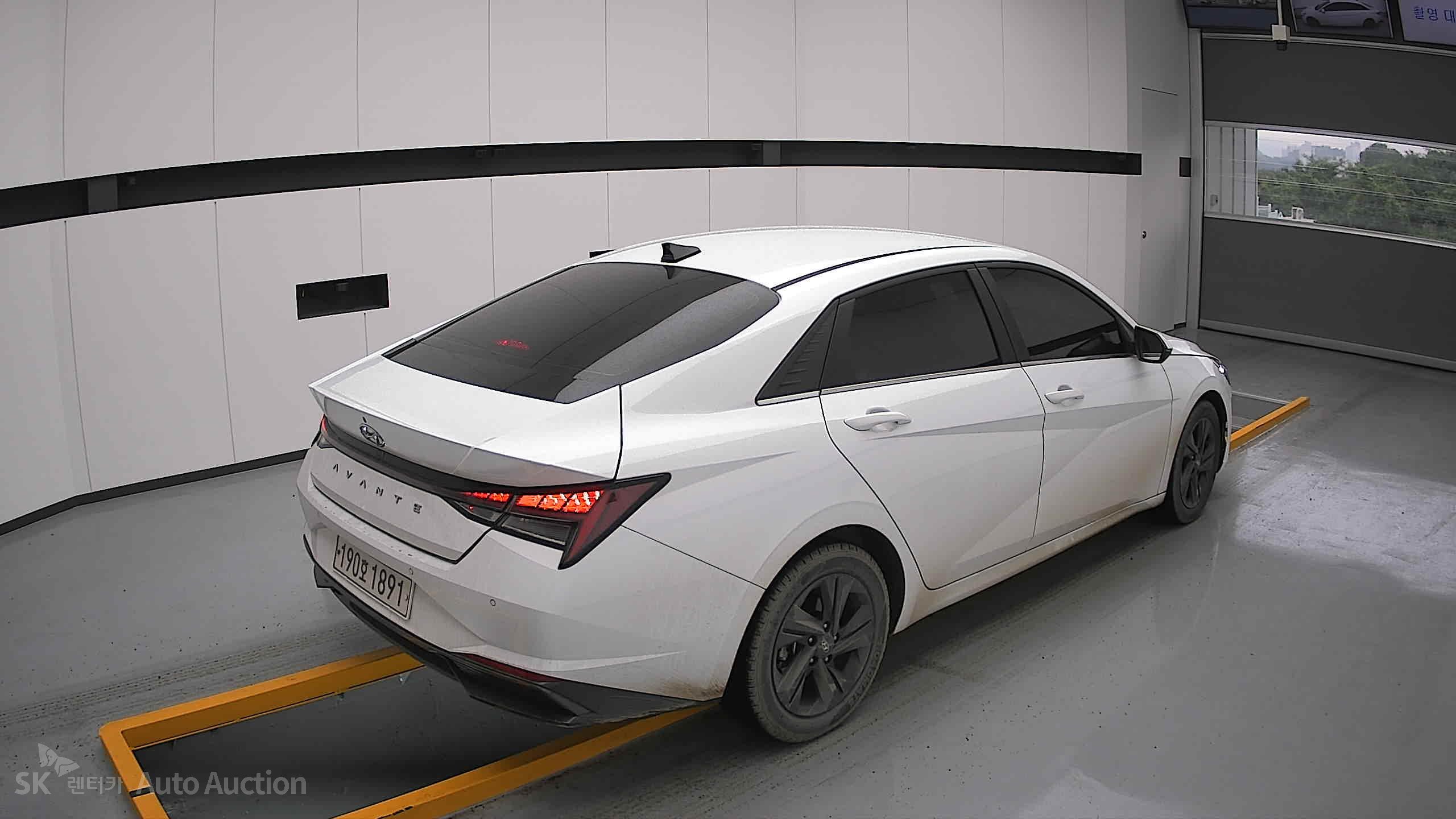2022 - hyundai avante