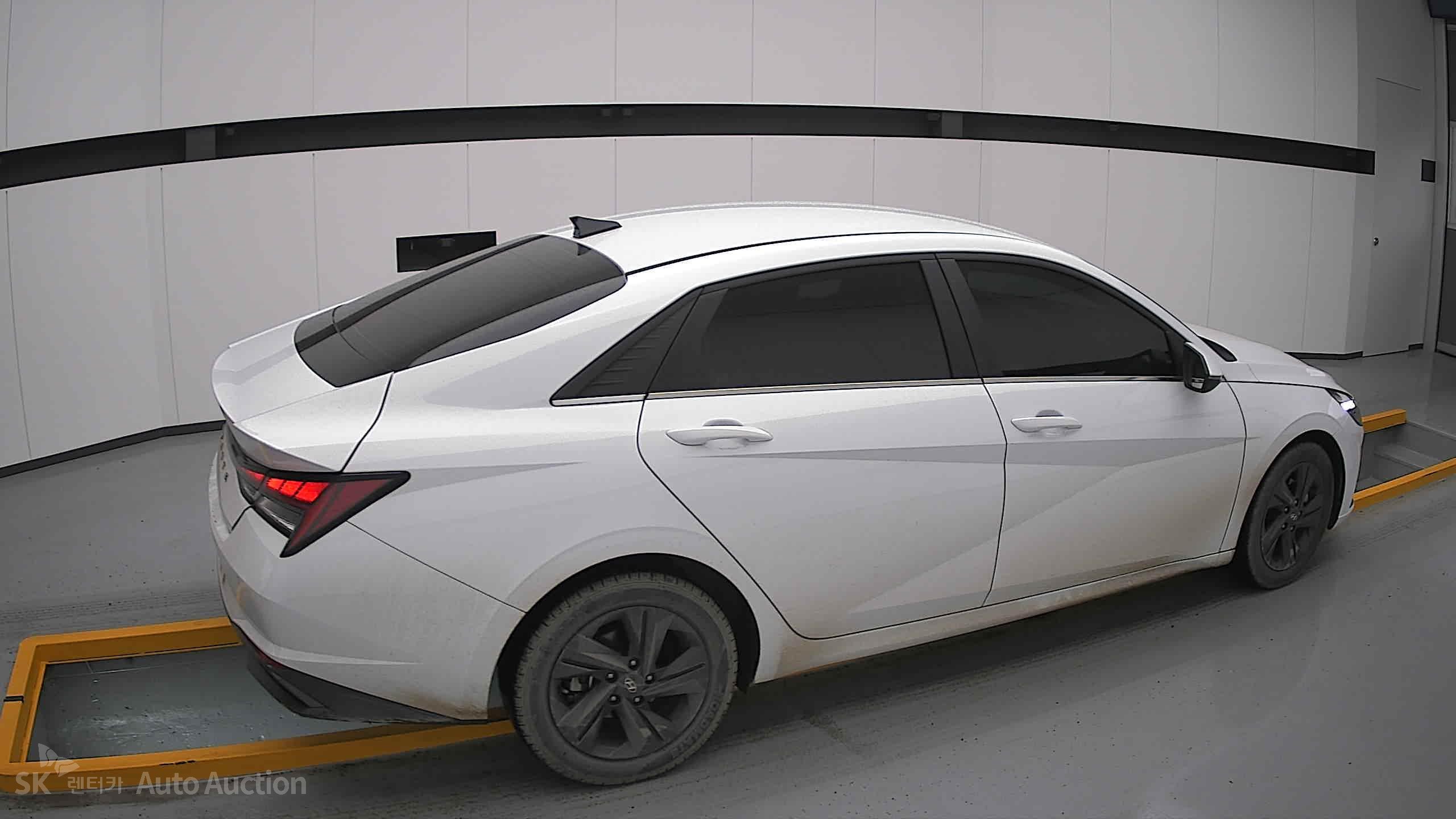 2022 - hyundai avante