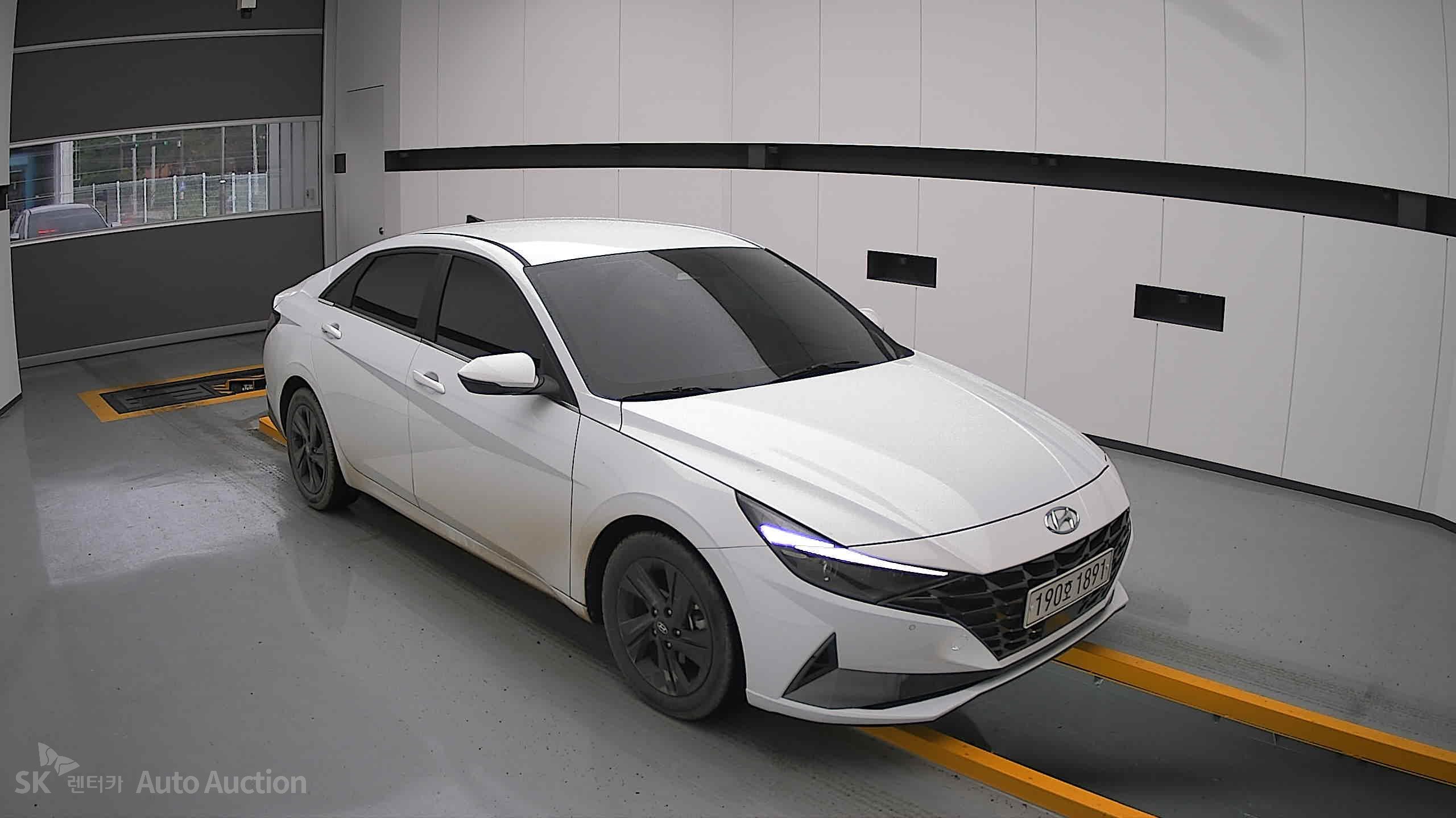 2022 - hyundai avante