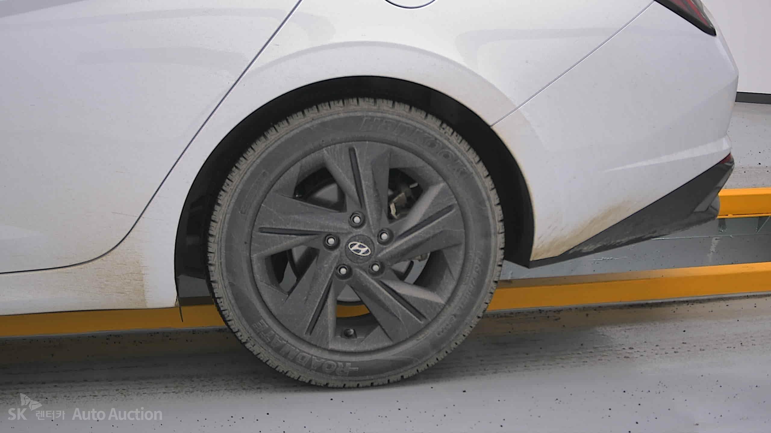 2022 - hyundai avante