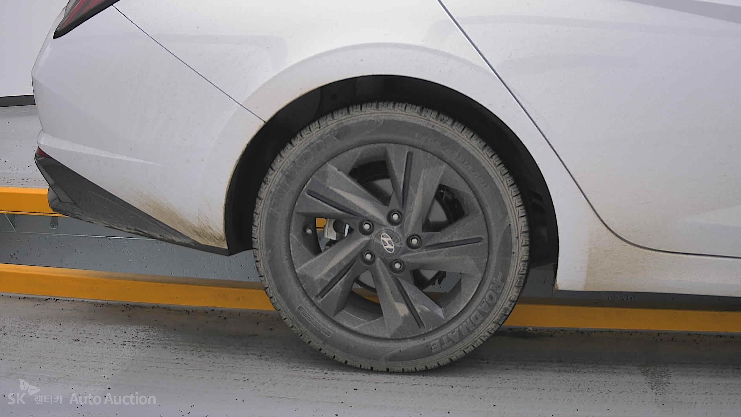 2022 - hyundai avante
