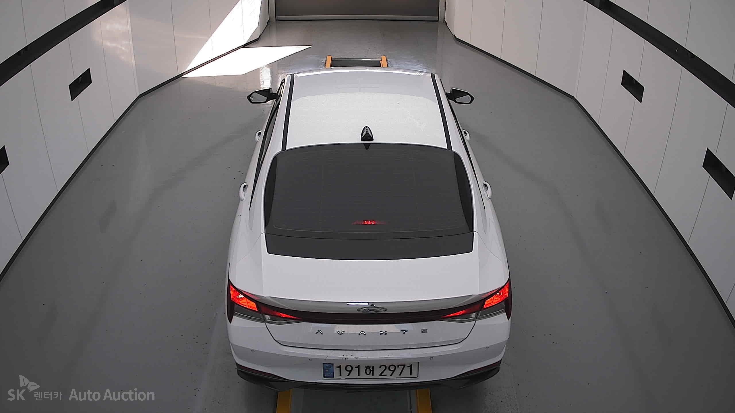 2023 - hyundai avante