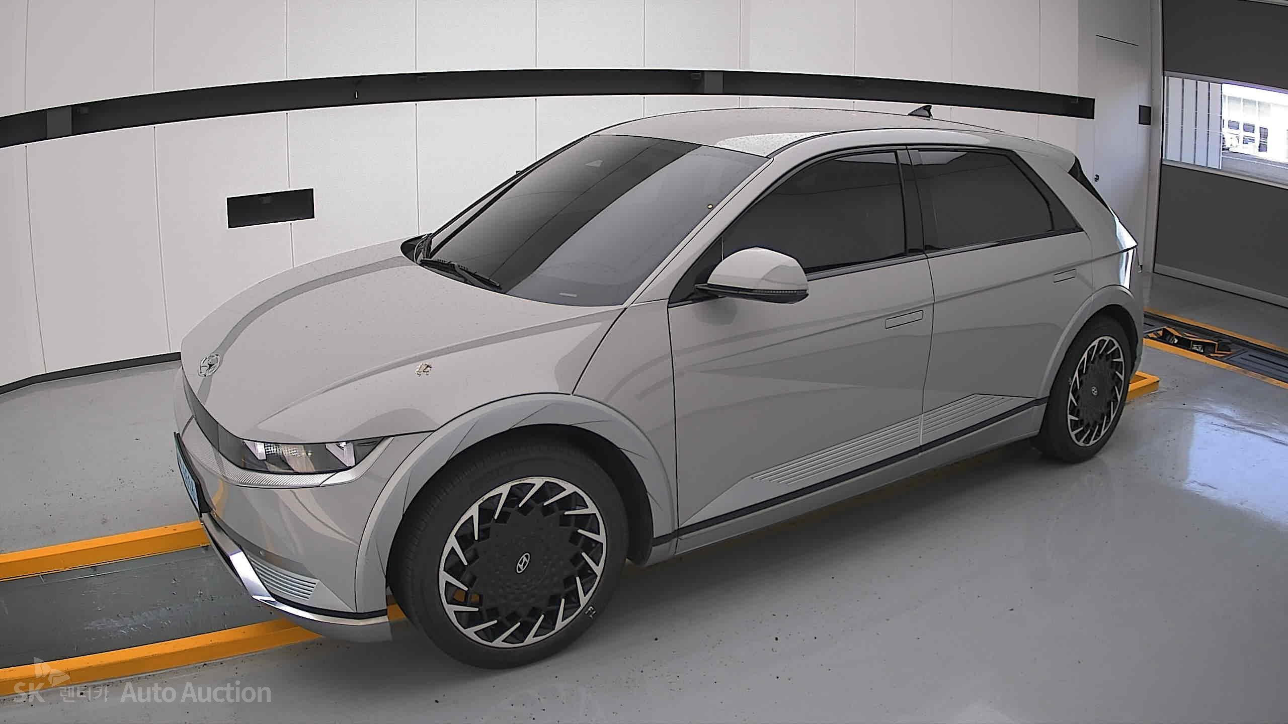 2022 - hyundai ioniq