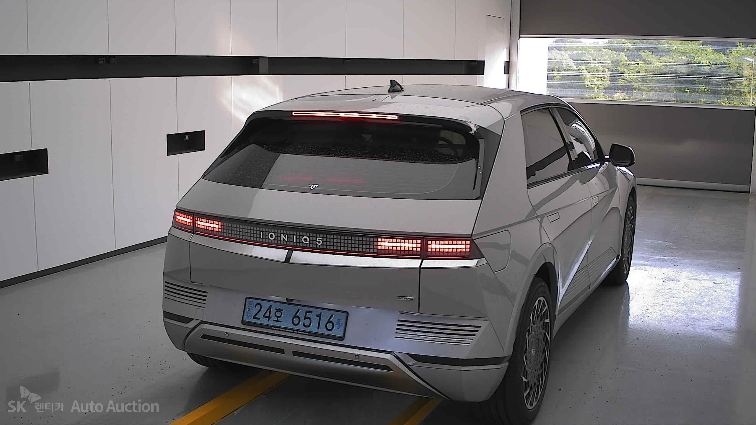 2022 - hyundai ioniq