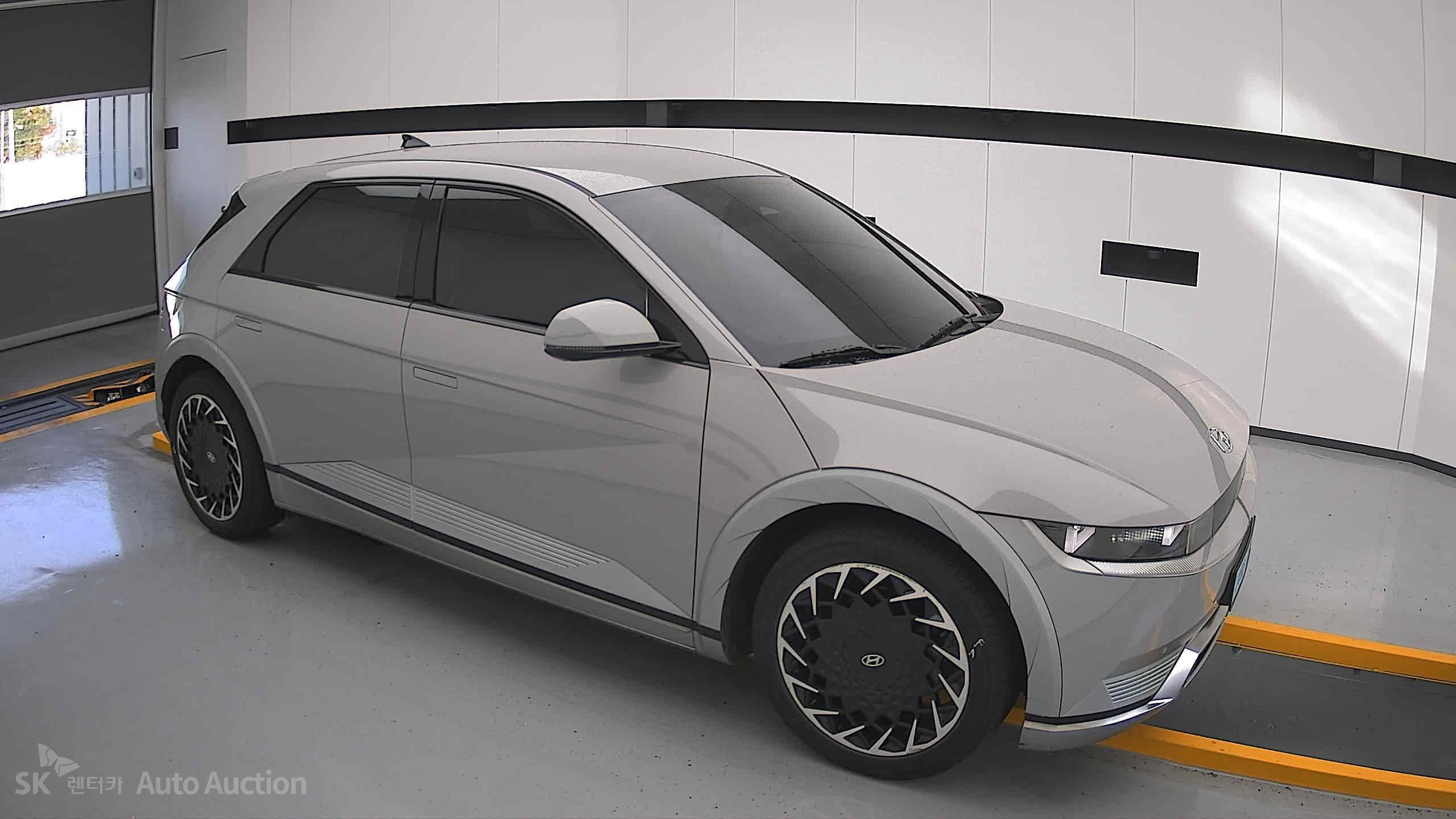 2022 - hyundai ioniq