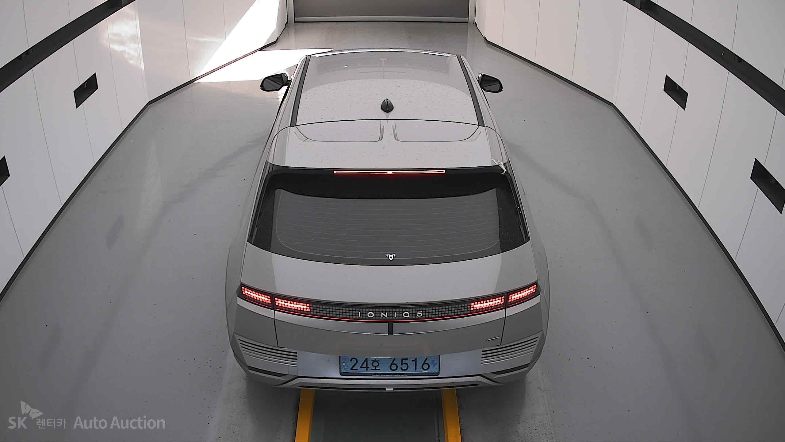 2022 - hyundai ioniq
