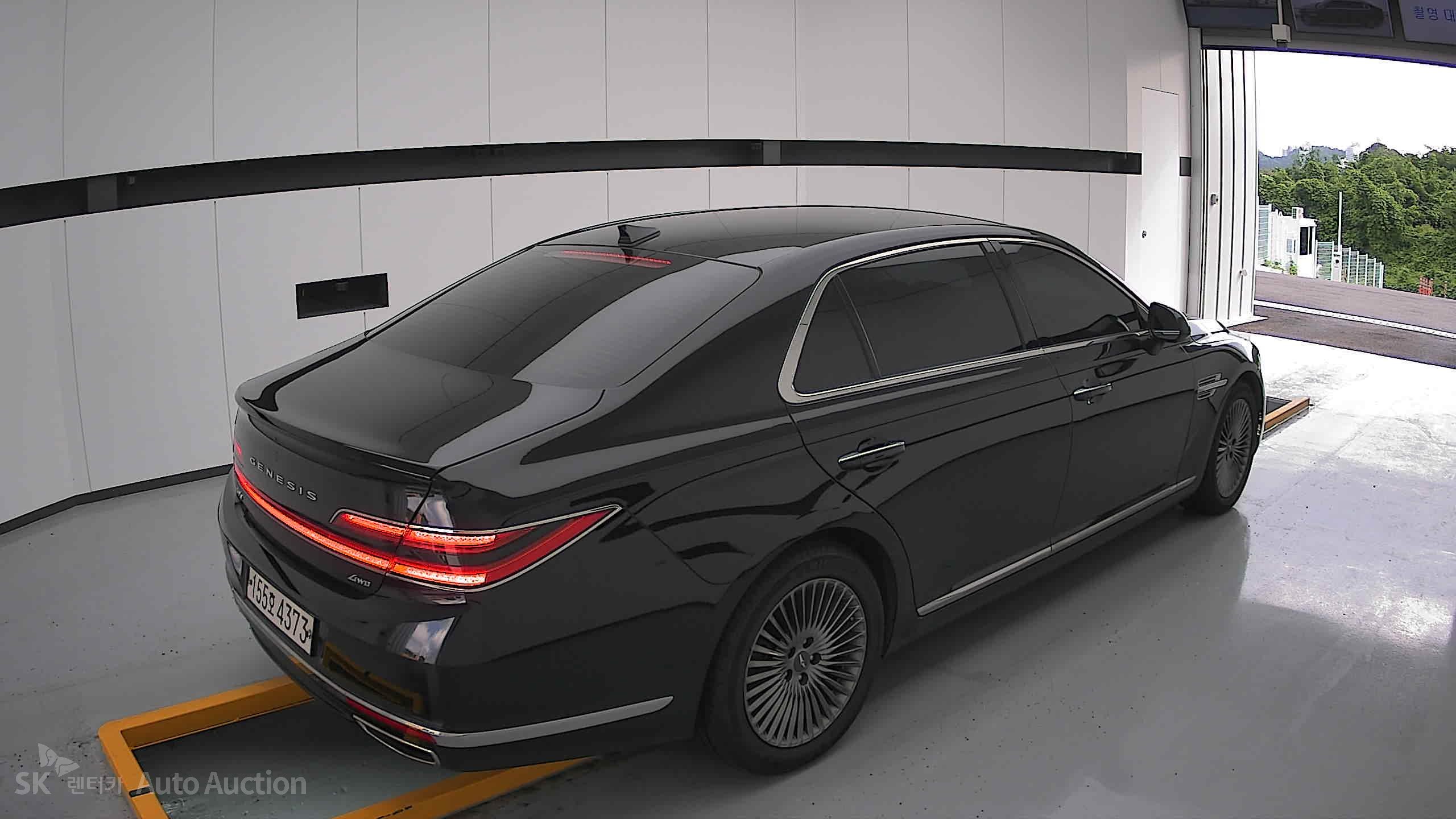 2021 - genesis g90