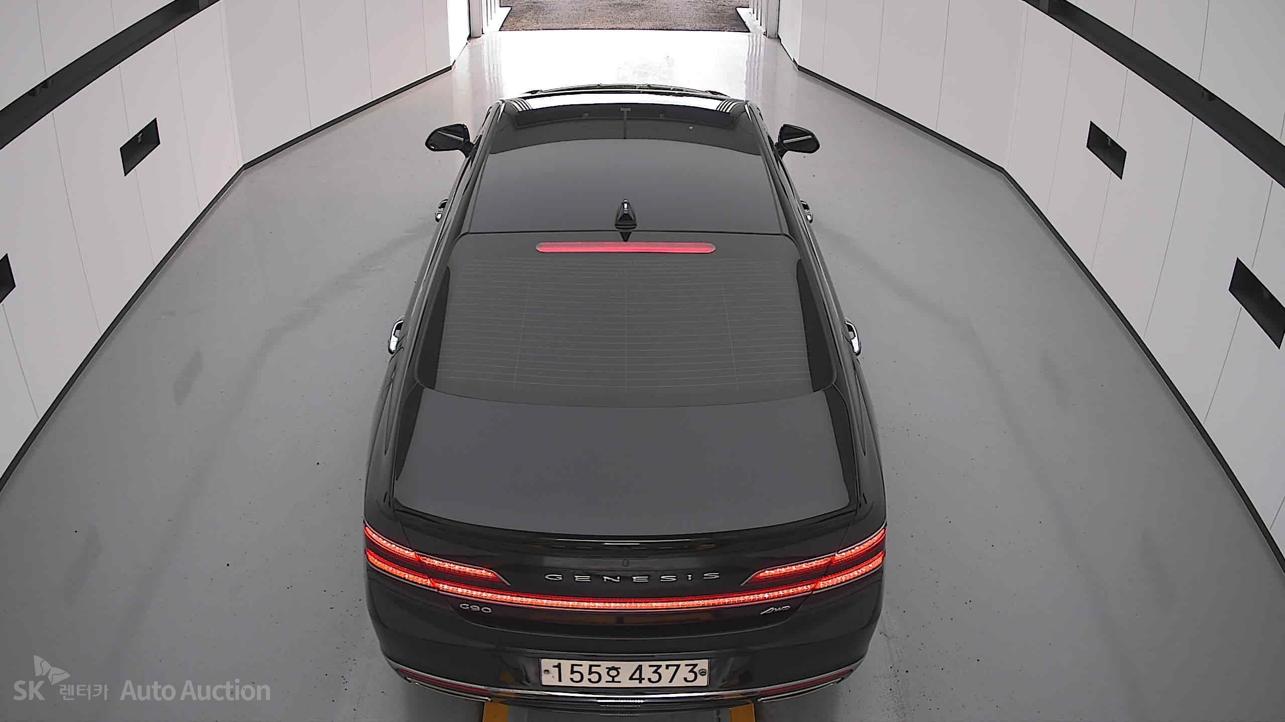 2021 - genesis g90