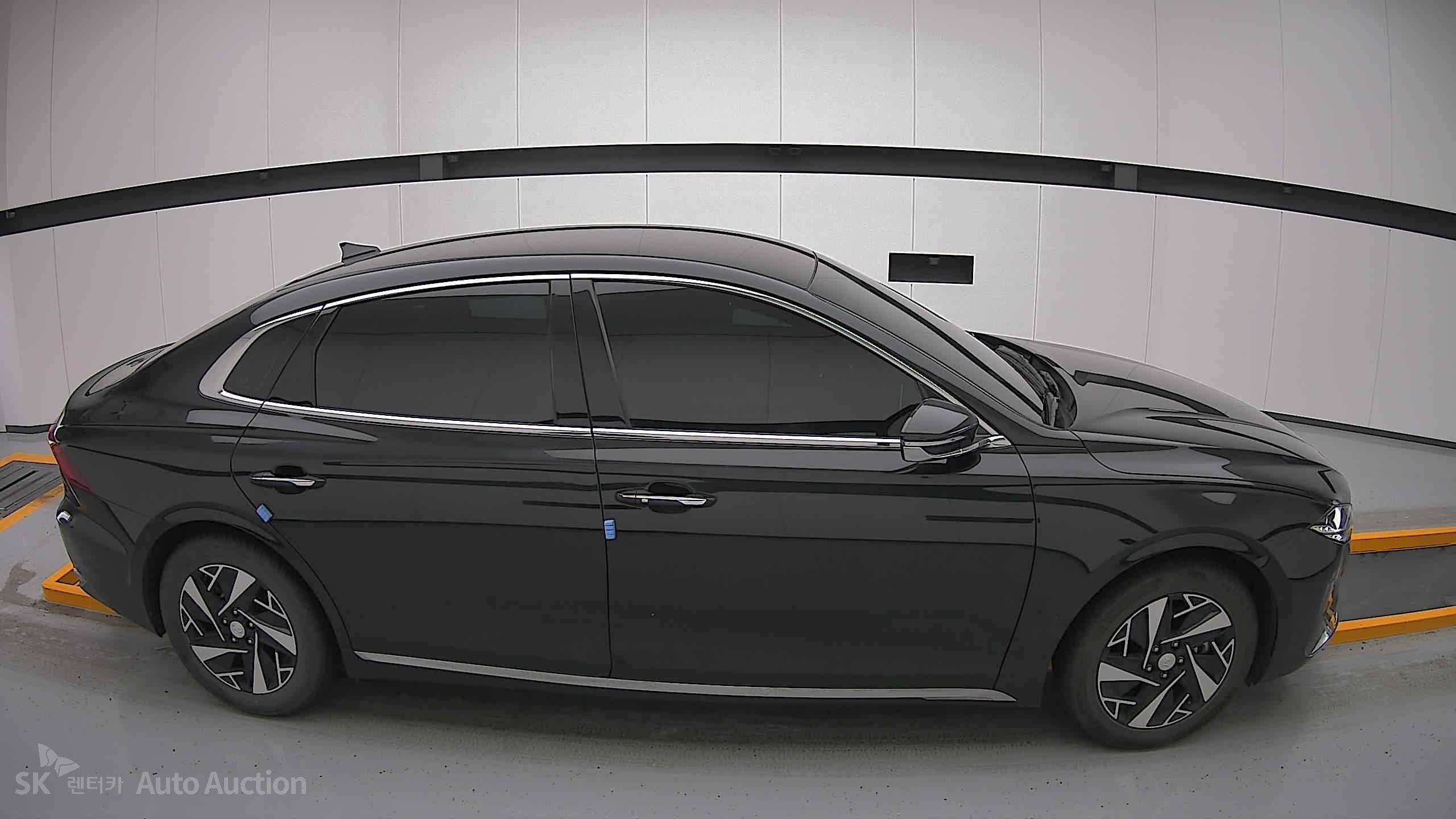 2022 - hyundai grandeur