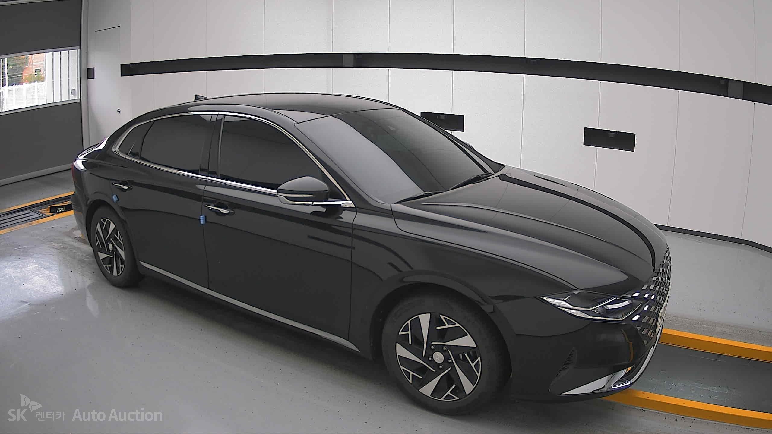 2022 - hyundai grandeur