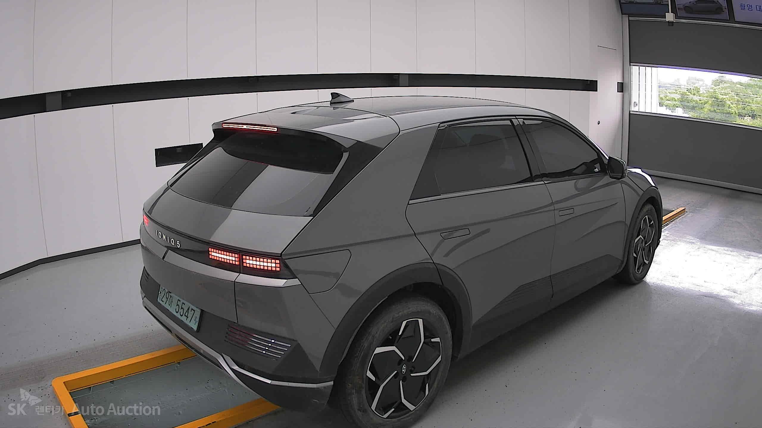 2022 - hyundai ioniq