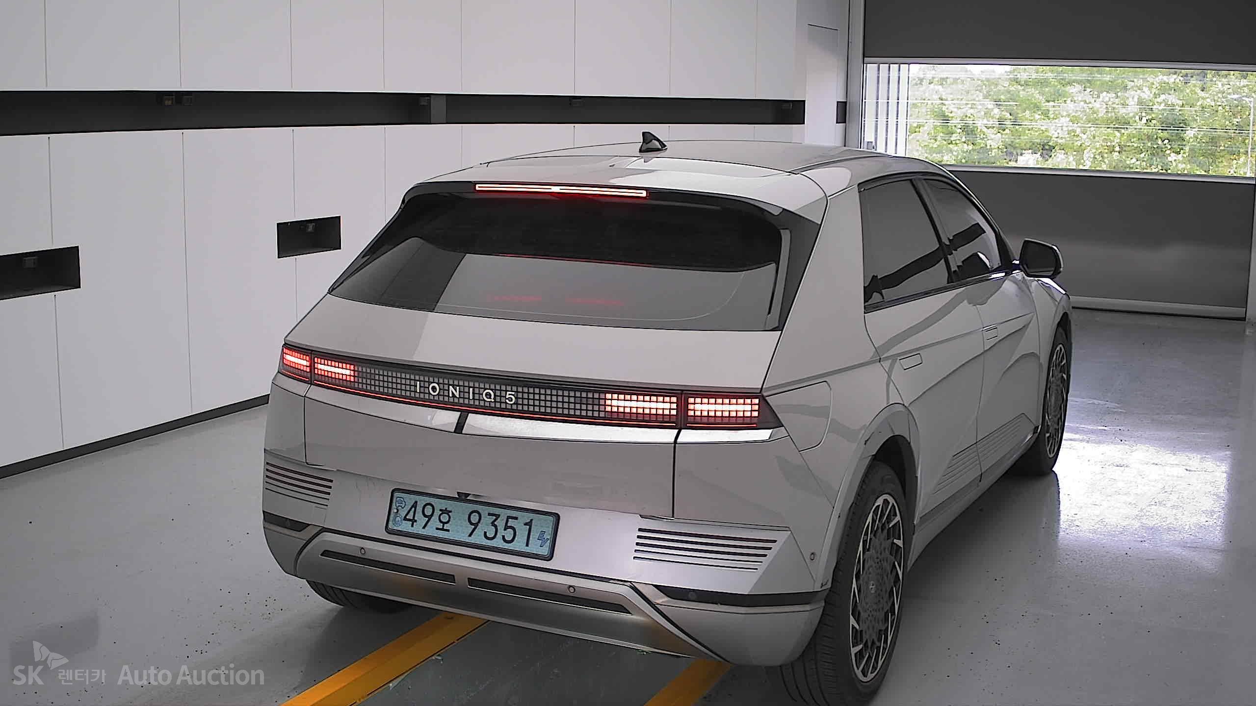 2022 - hyundai ioniq