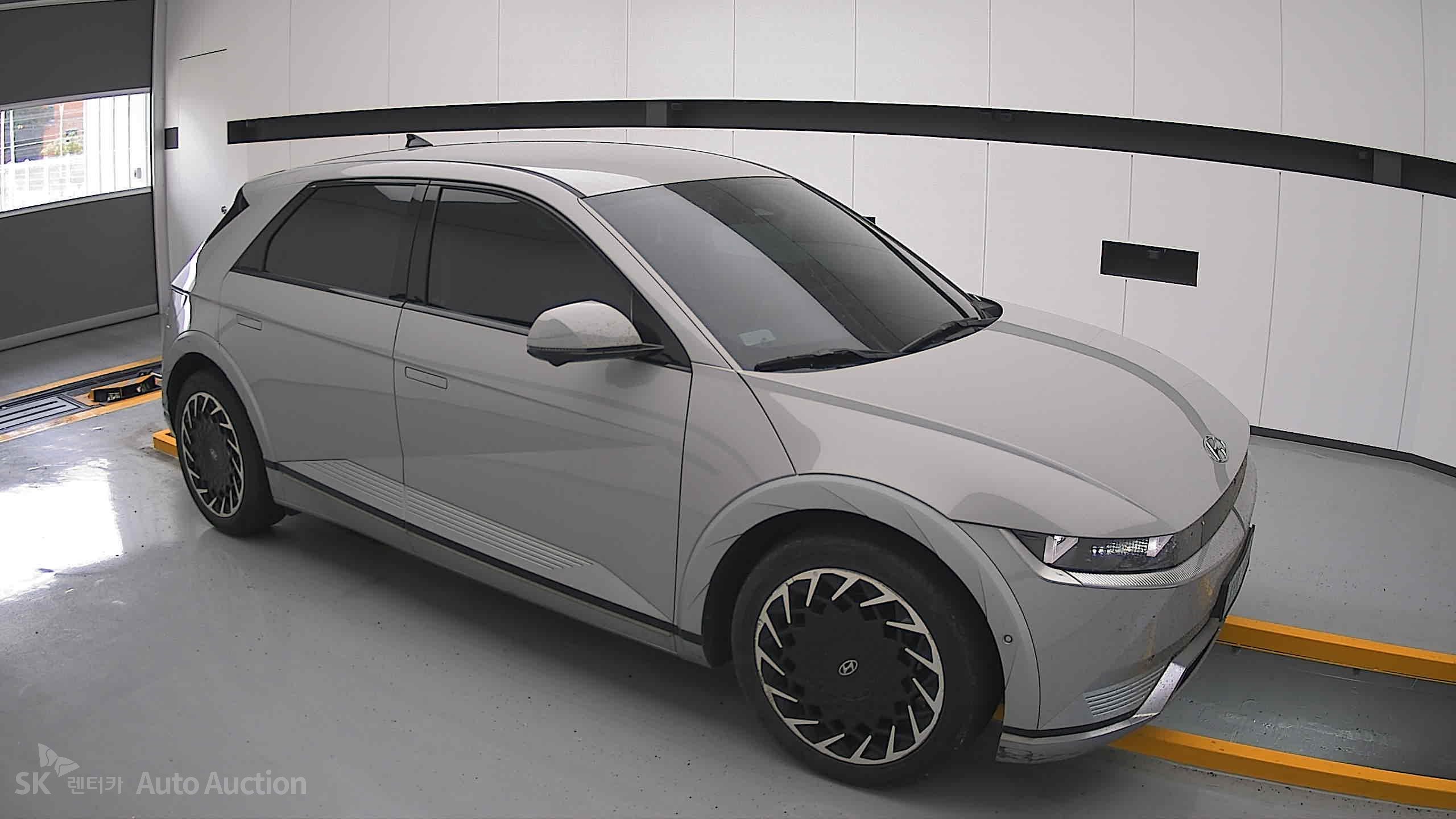 2022 - hyundai ioniq
