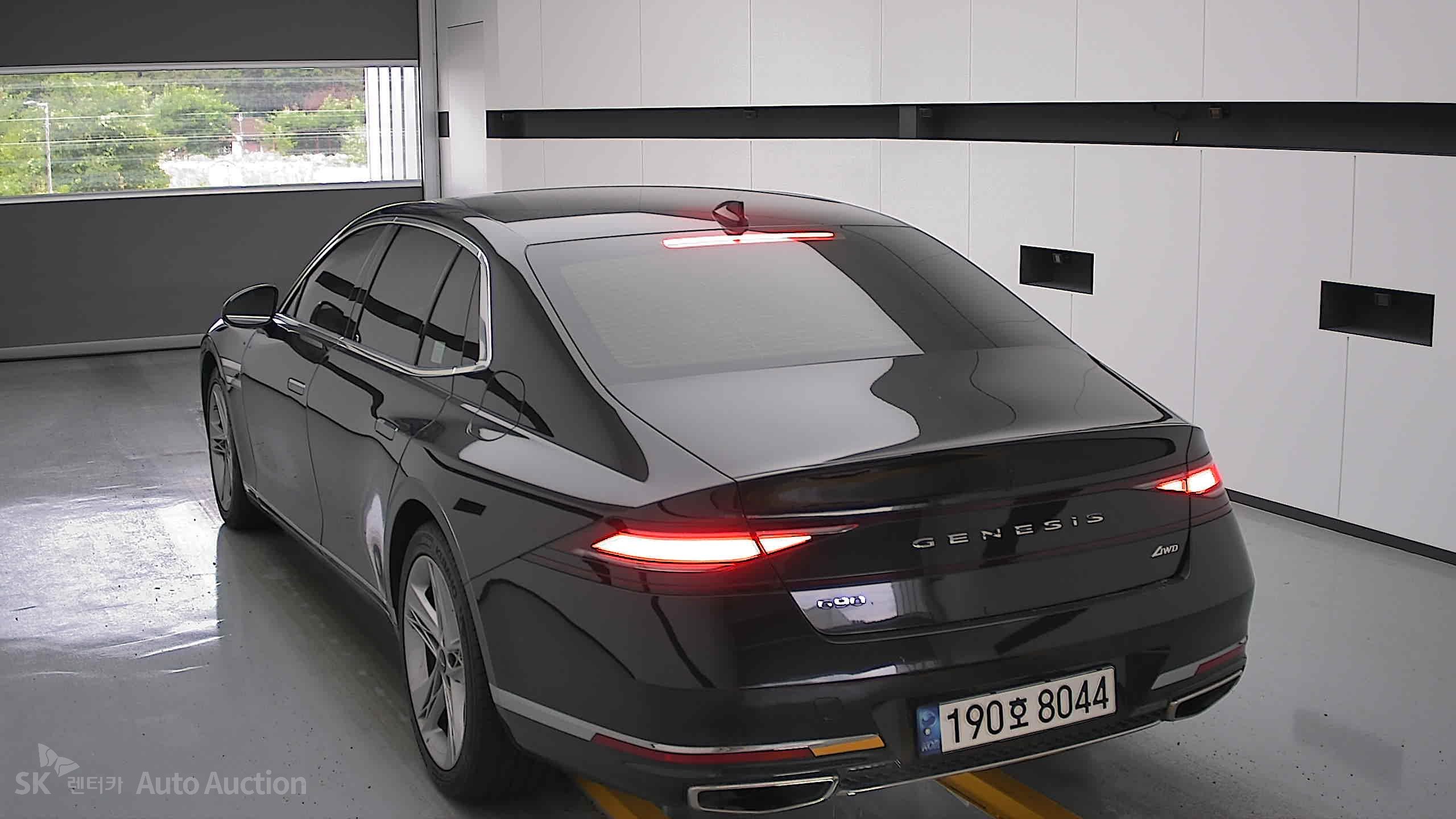 2022 - genesis g90